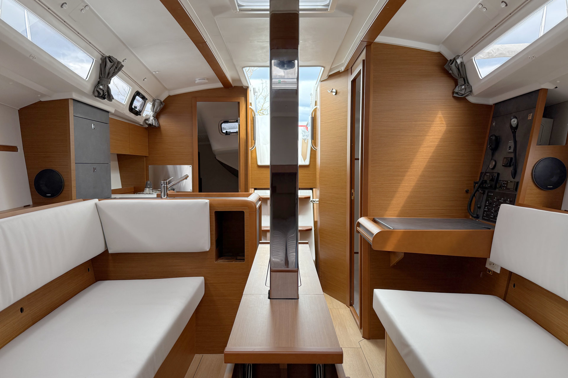 Sun Odyssey 349 - 2 cab. — photo 18