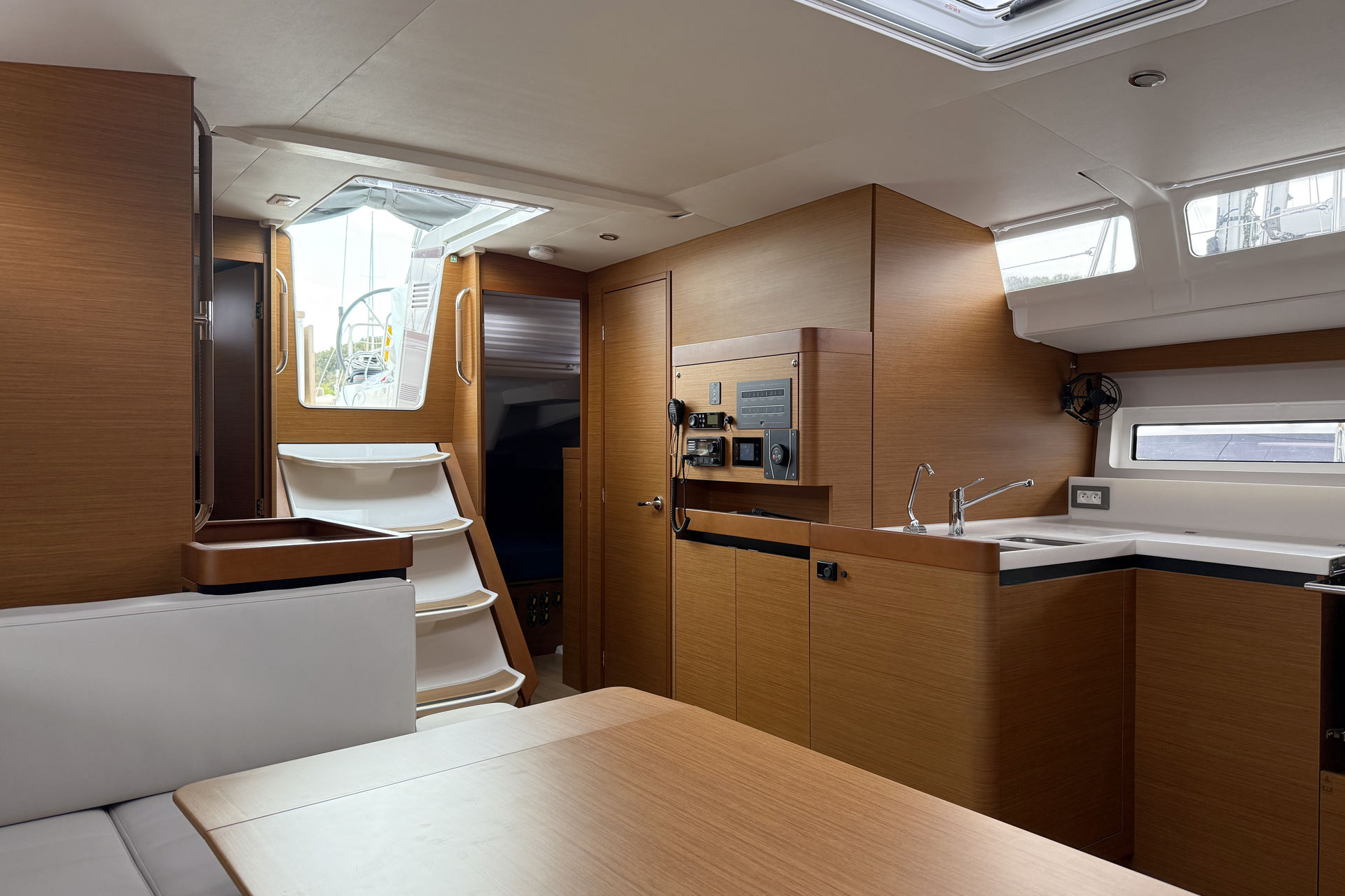 Sun Odyssey 490 - 5 + 1 cab. — photo 5