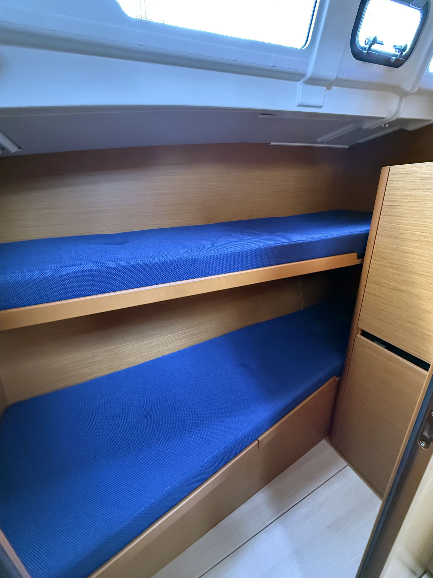 Sun Odyssey 490 - 5 + 1 cab. — photo 17
