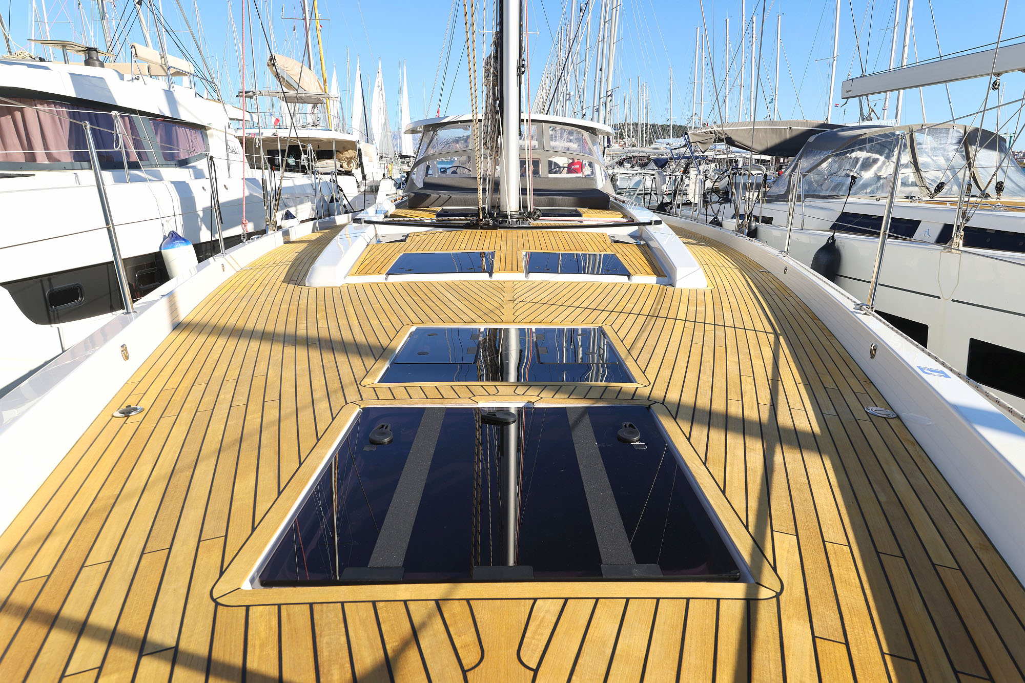 Hanse 588 - 5 + 1 cab. — photo 39