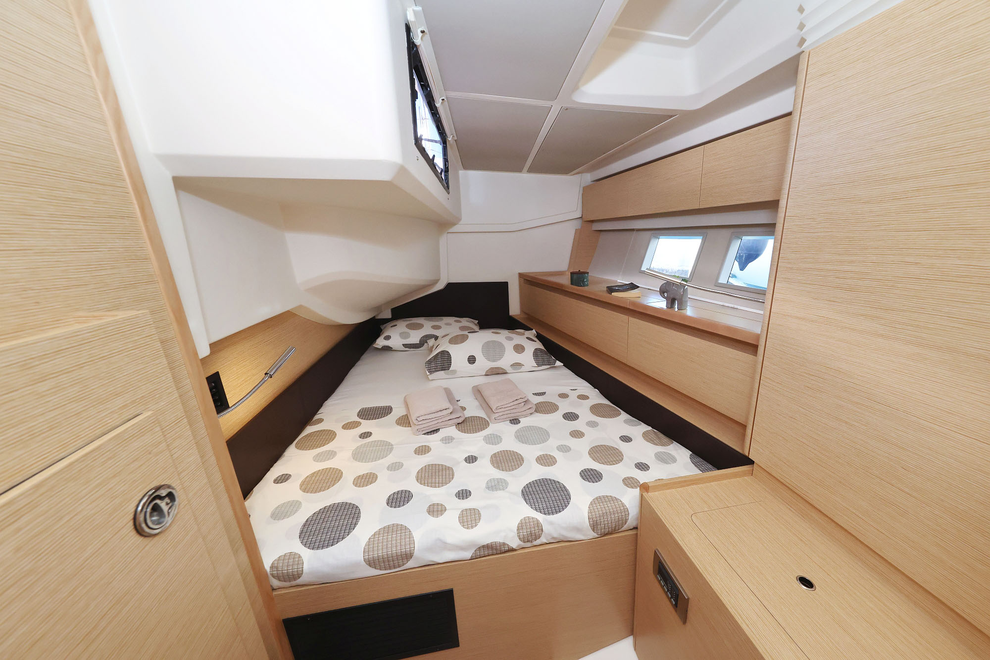 Hanse 588 - 5 + 1 cab. — photo 26