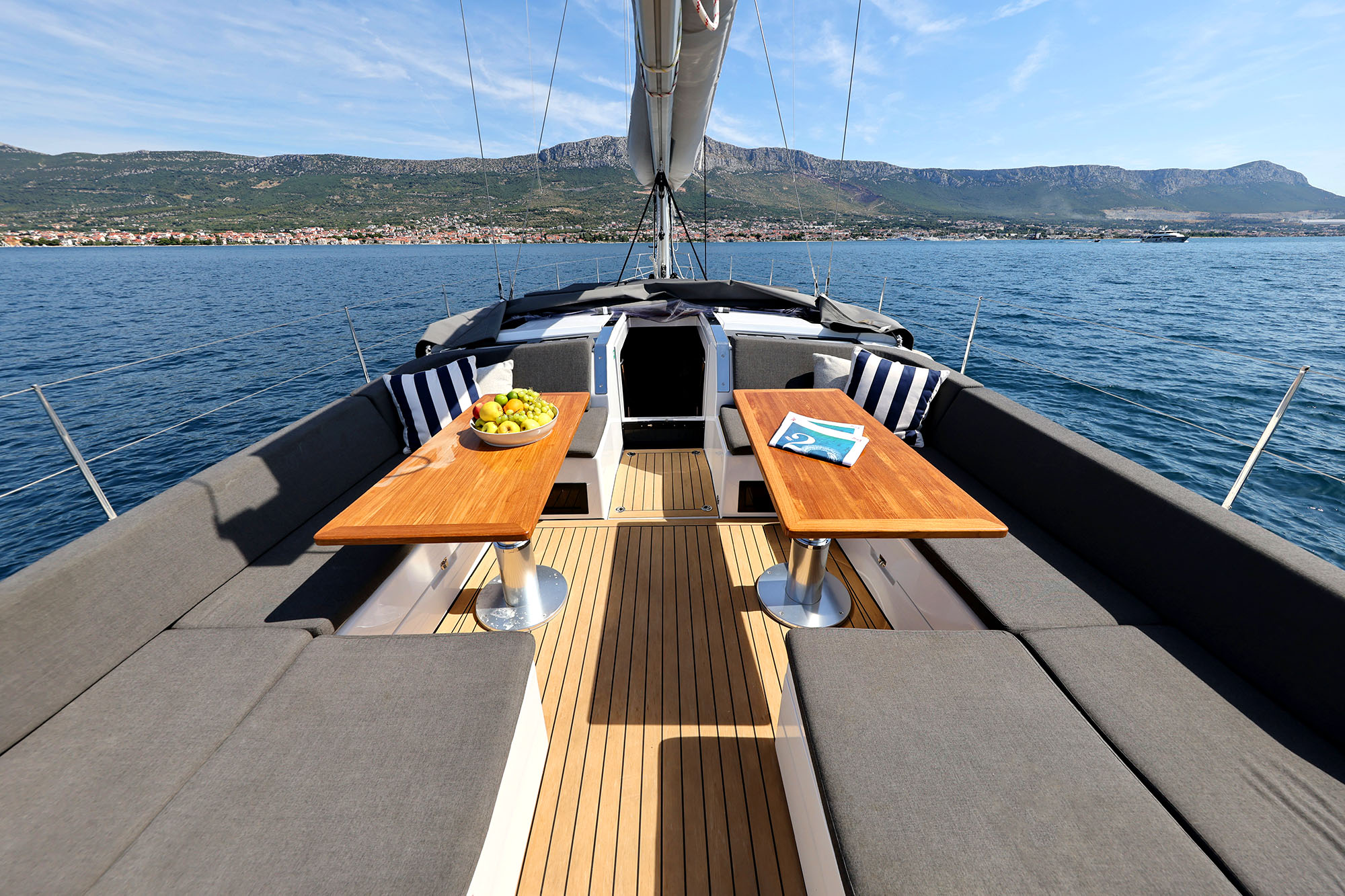 Hanse 510 - 4 + 1 cab. — photo 17