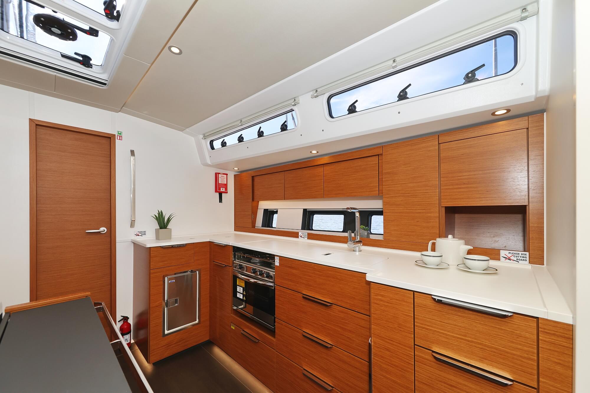 Hanse 510 - 5 + 1 cab. — photo 13