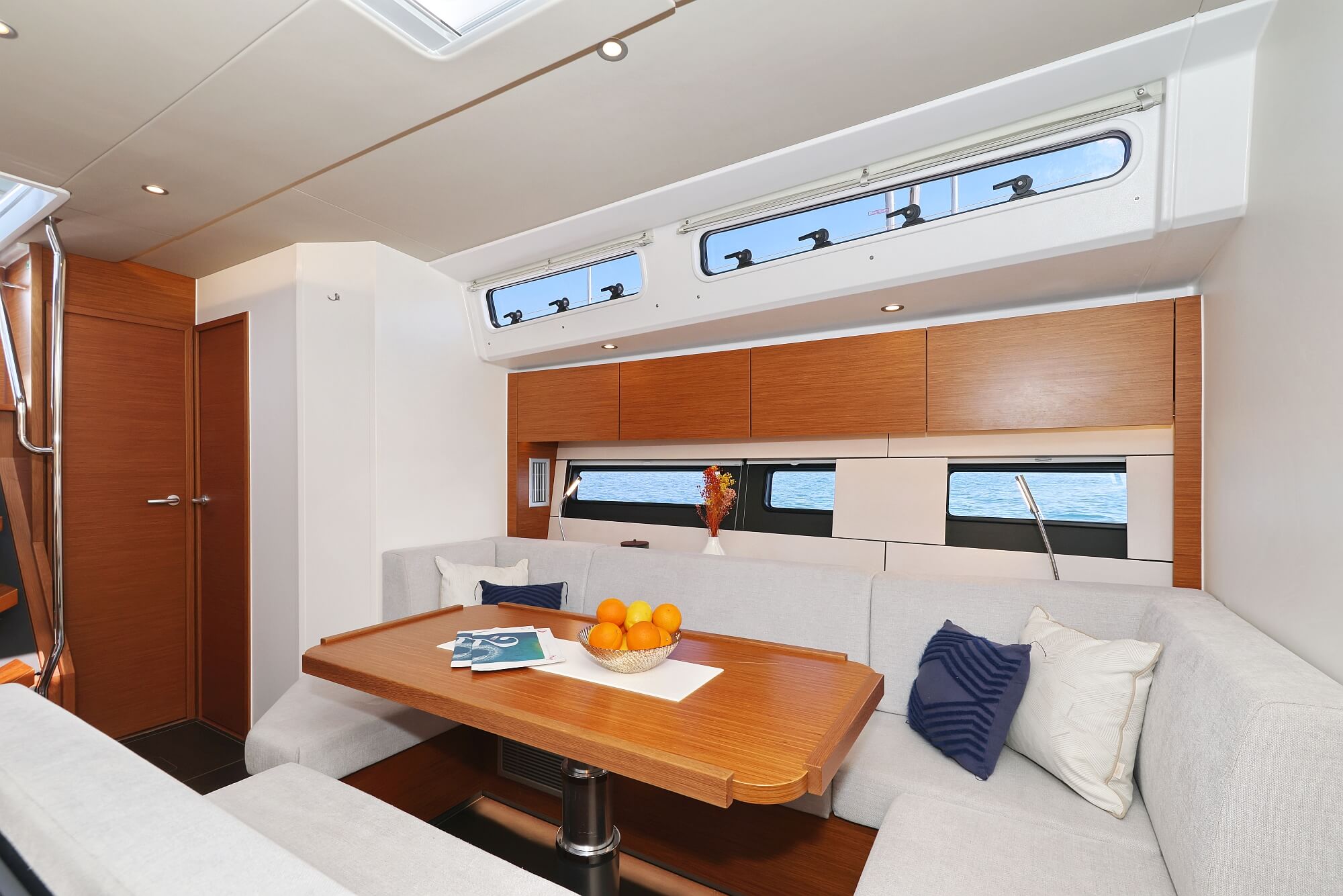 Hanse 510 - 5 + 1 cab. — photo 17