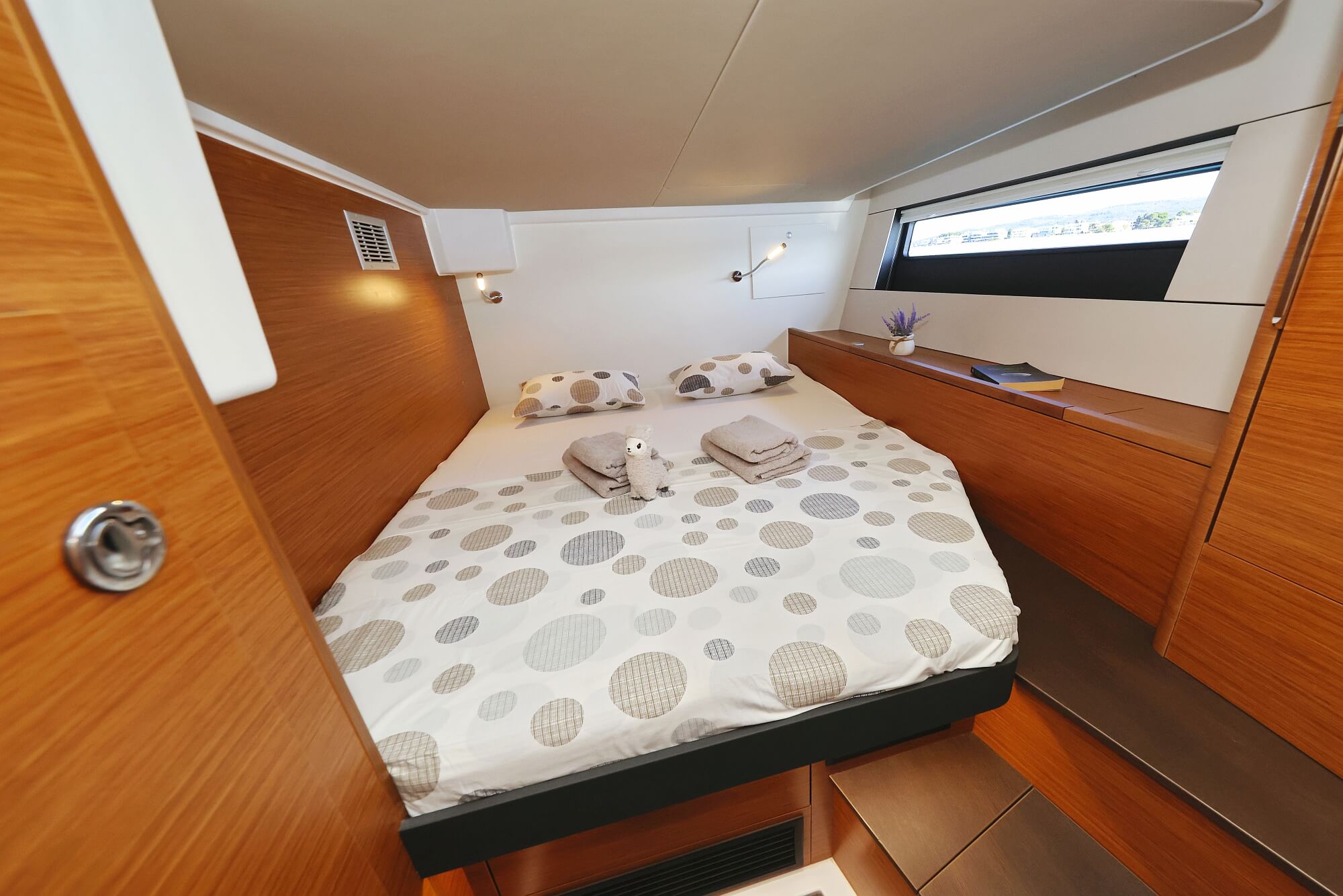 Hanse 510 - 5 + 1 cab. — photo 34