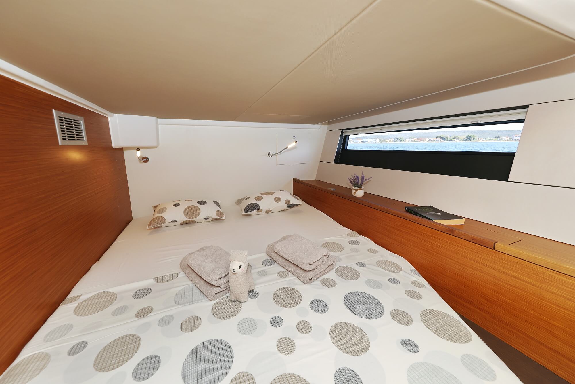 Hanse 510 - 5 + 1 cab. — photo 35