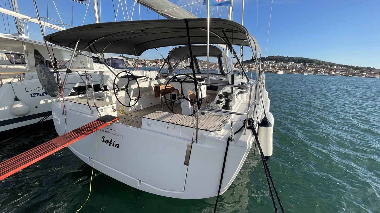 Bavaria C46 - 4 cab. — photo 1
