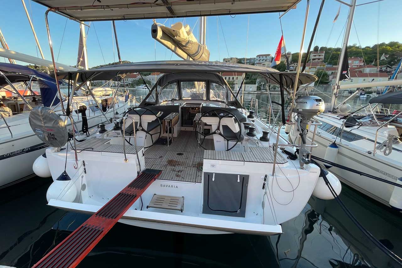 Bavaria C46 - 4 cab. — photo 3