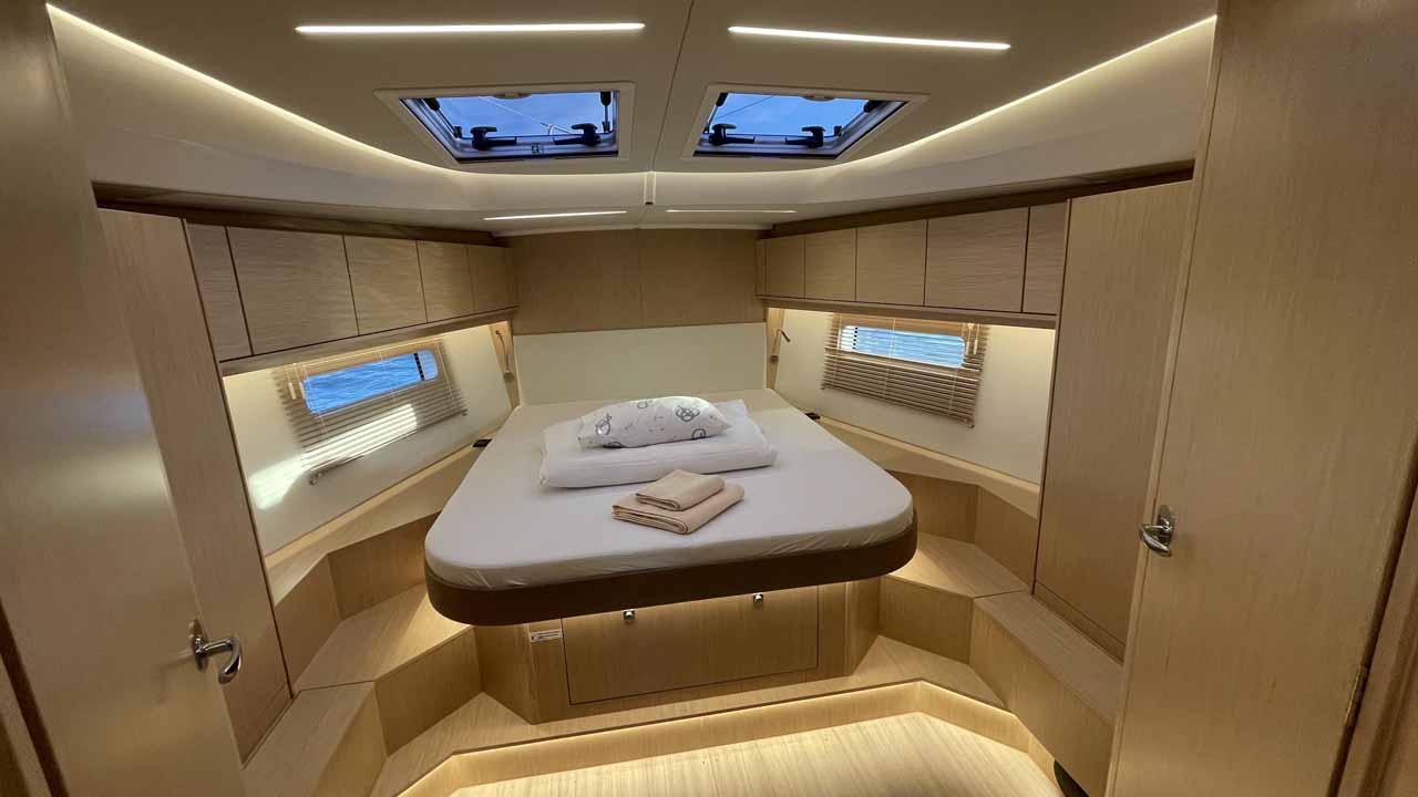 Bavaria C46 - 4 cab. — photo 17