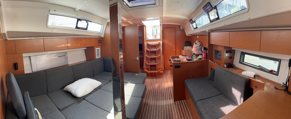 Bavaria C42 — photo 4