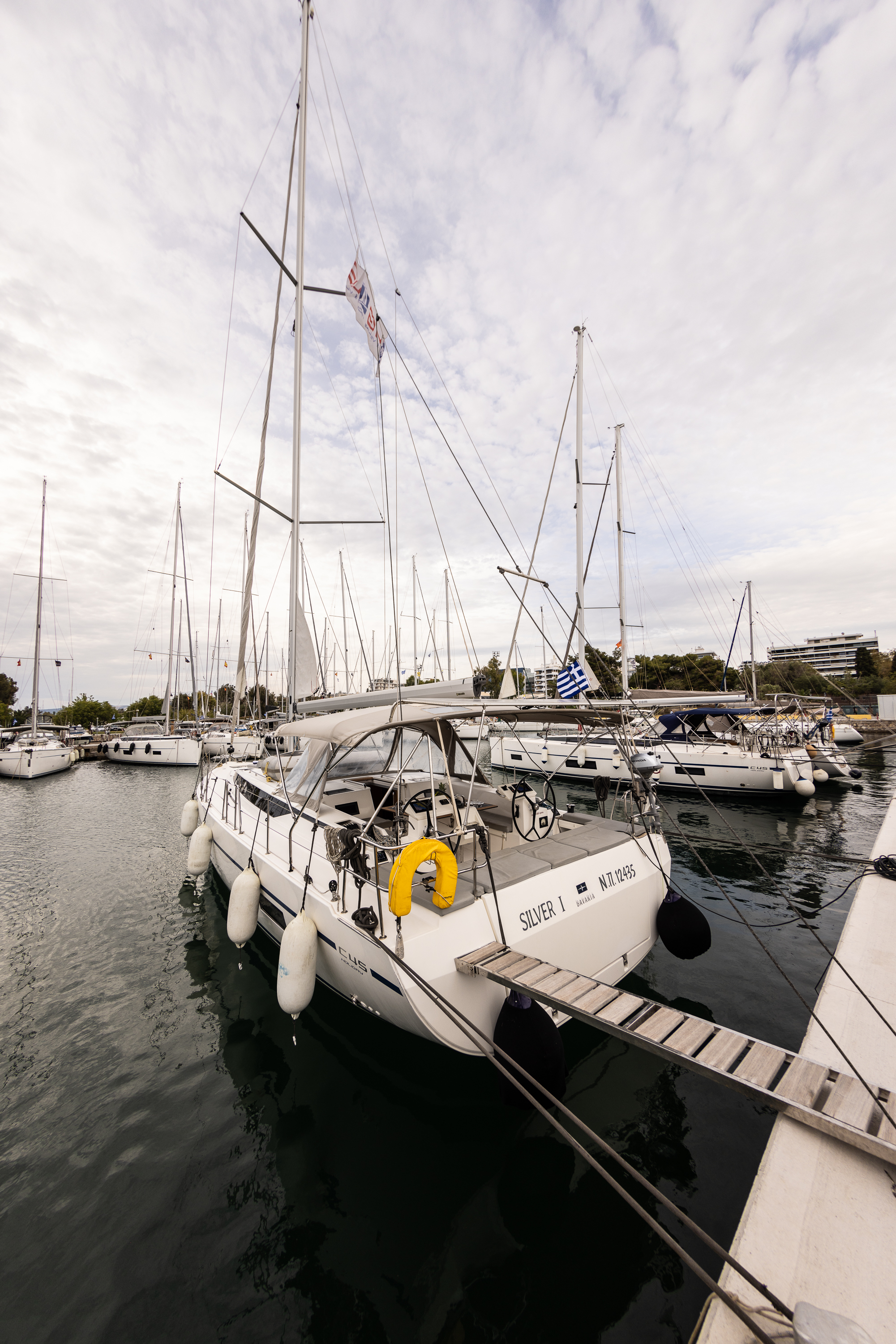 Bavaria C45 - 5 cab. — photo 1