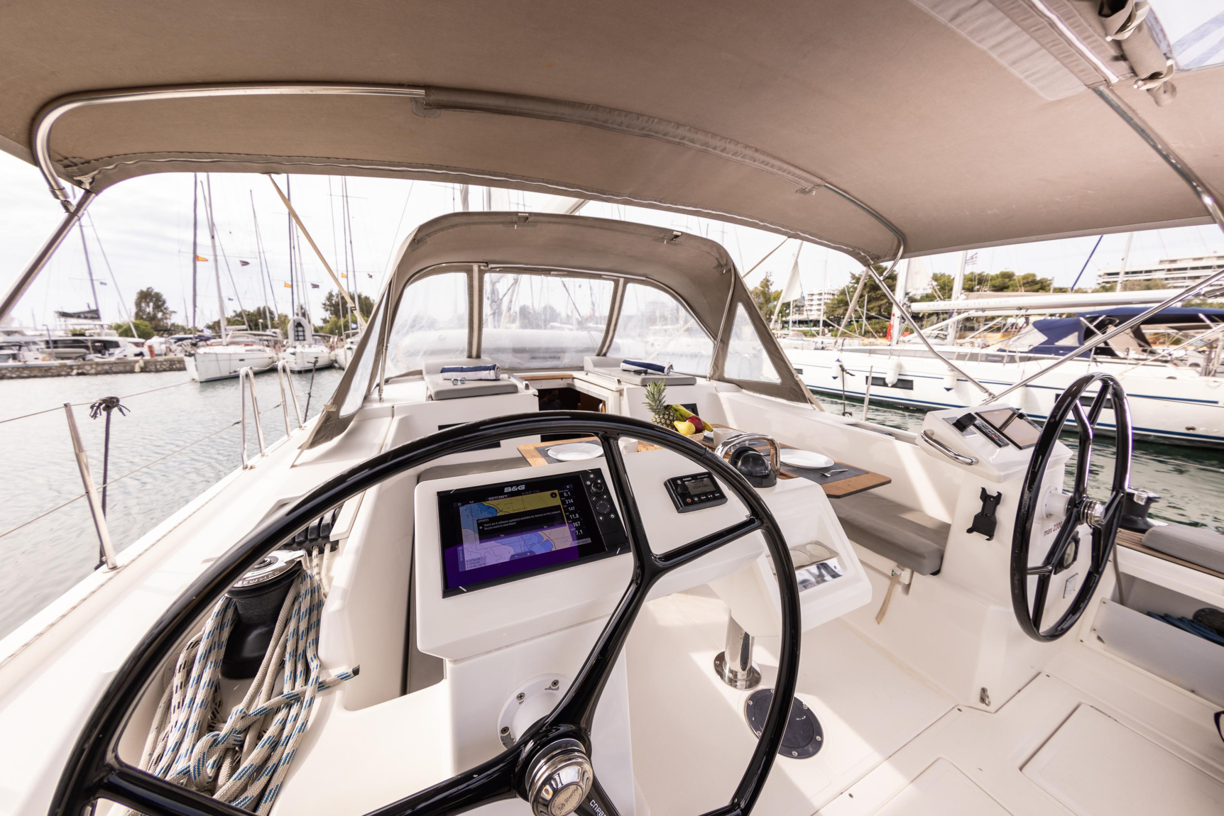 Bavaria C45 - 5 cab. — photo 7