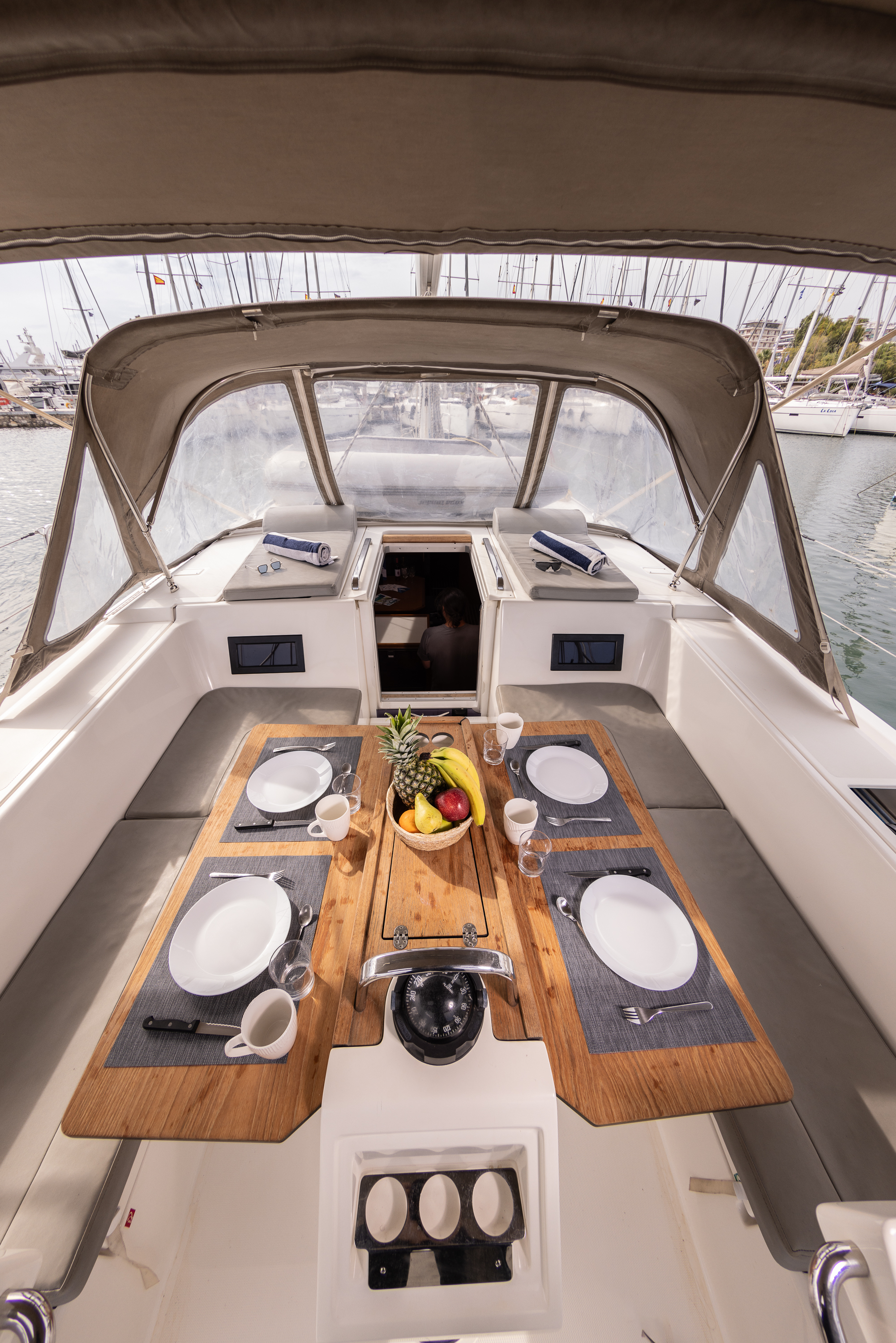Bavaria C45 - 5 cab. — photo 10