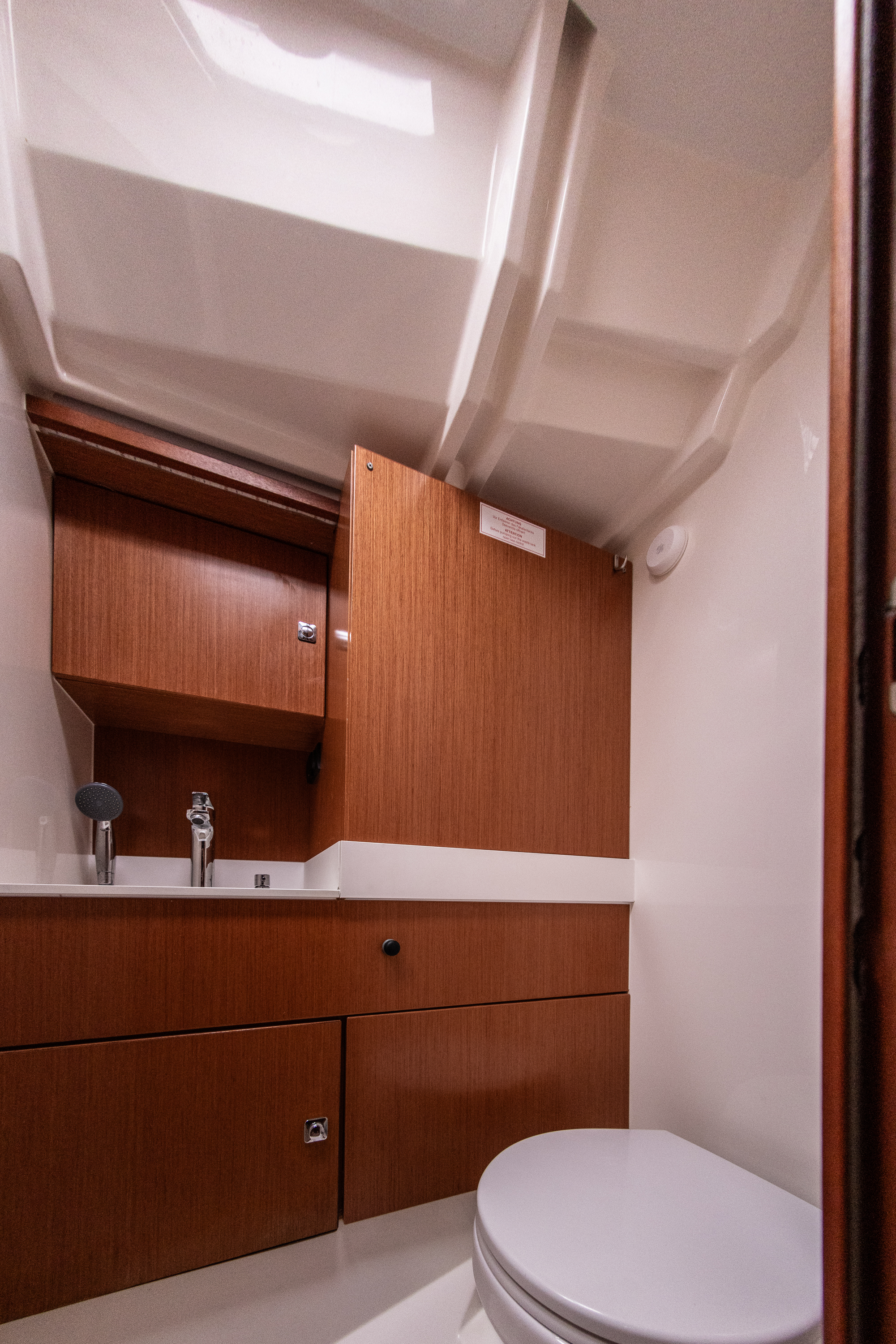 Bavaria C45 - 5 cab. — photo 25