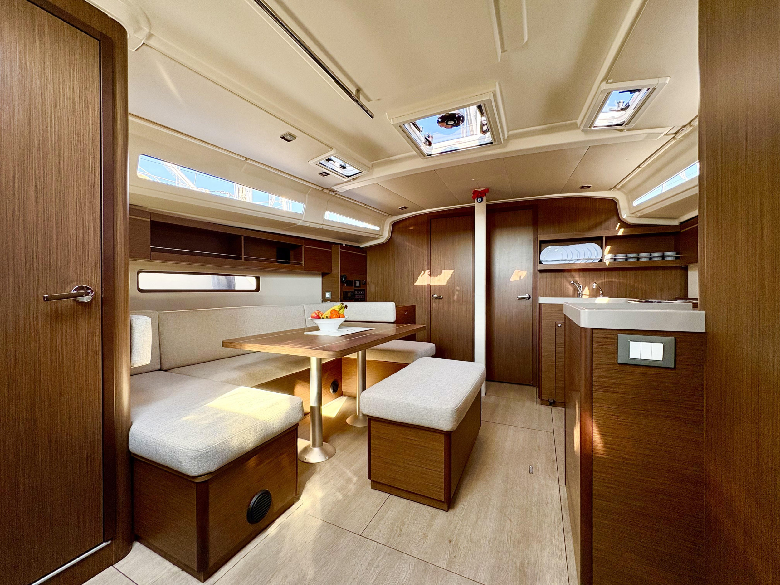 Oceanis 40.1 — photo 11