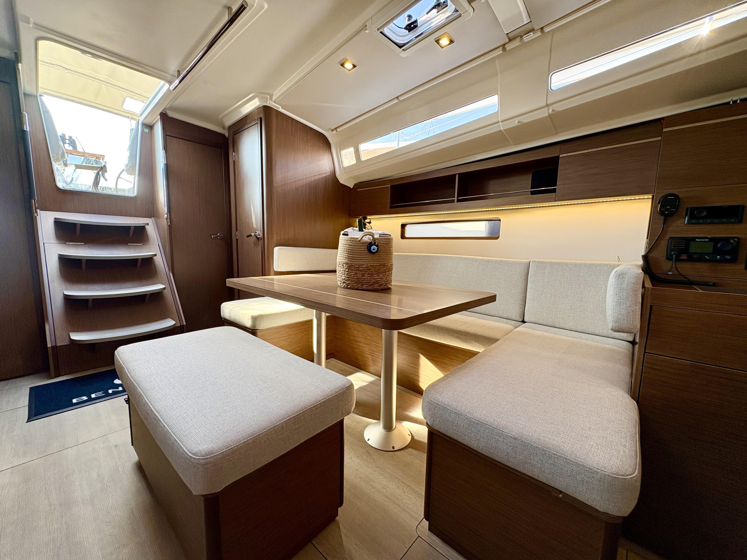 Oceanis 40.1 — photo 13