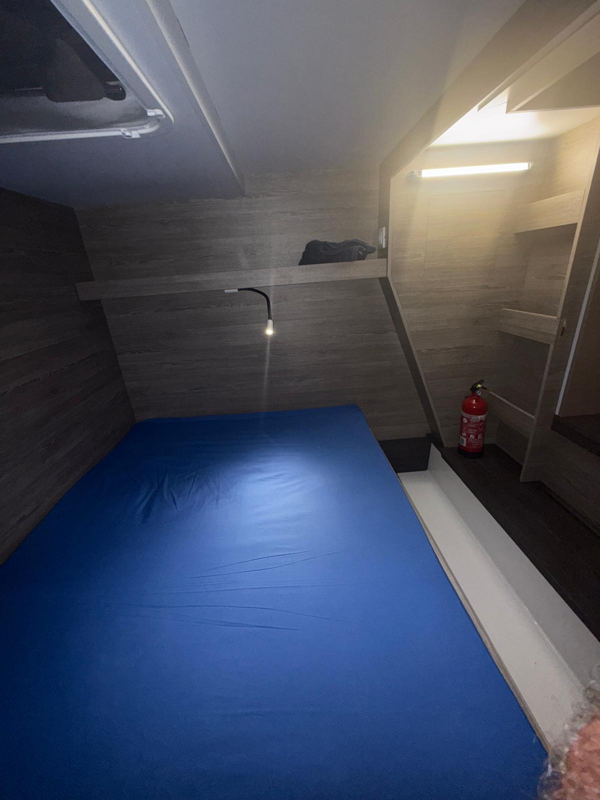 Fountaine Pajot MY6 — photo 19