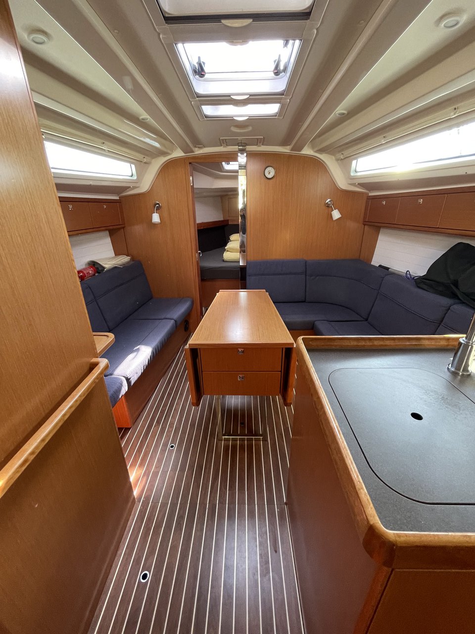 Bavaria Cruiser 37 - 3 cab. — photo 11