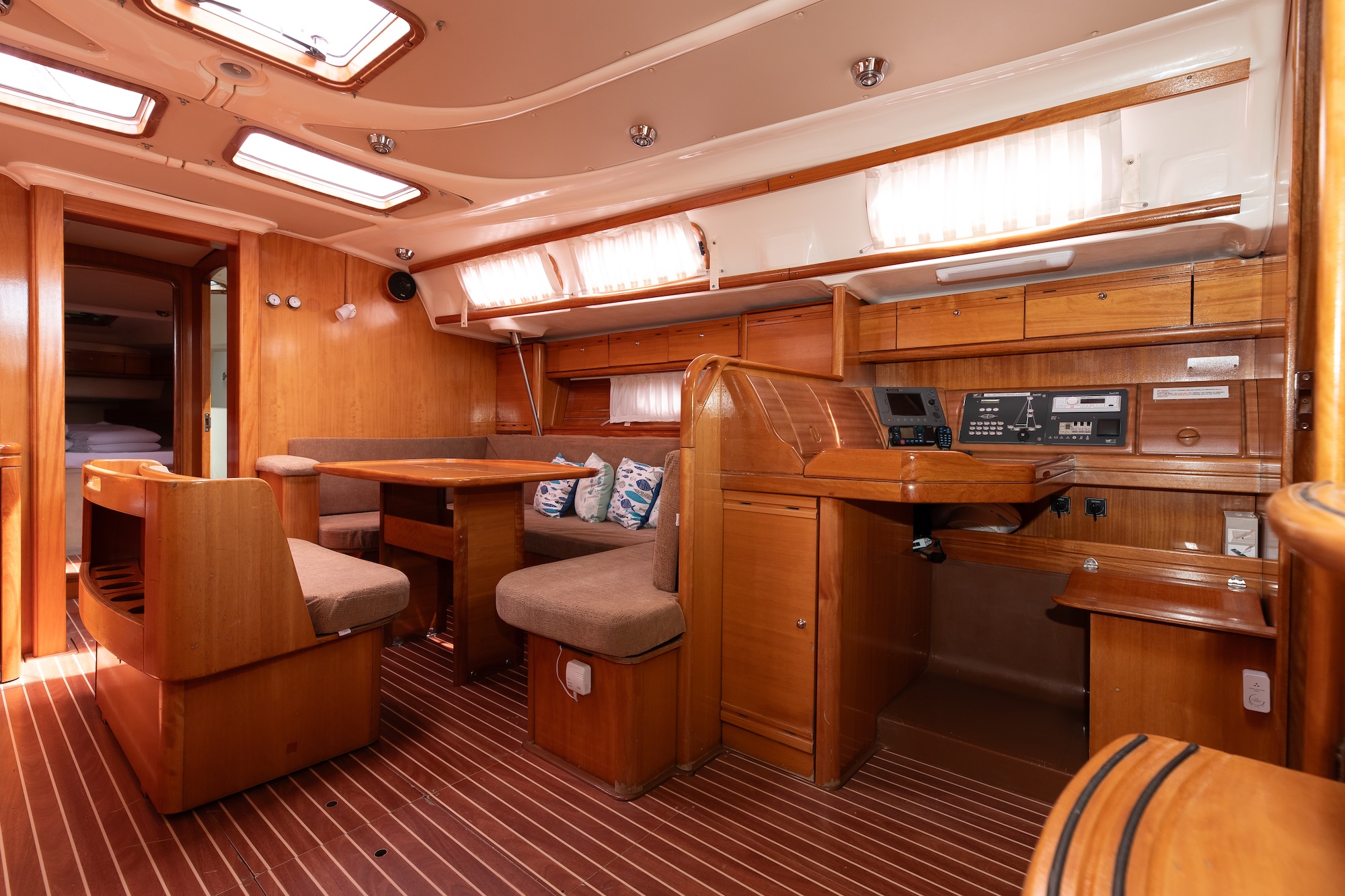 Bavaria 46 Cruiser — photo 10