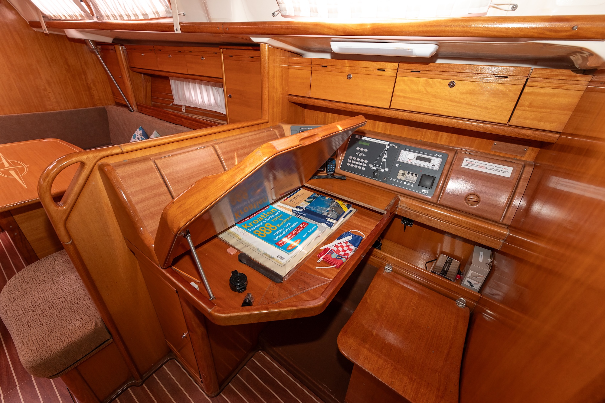 Bavaria 46 Cruiser — photo 17