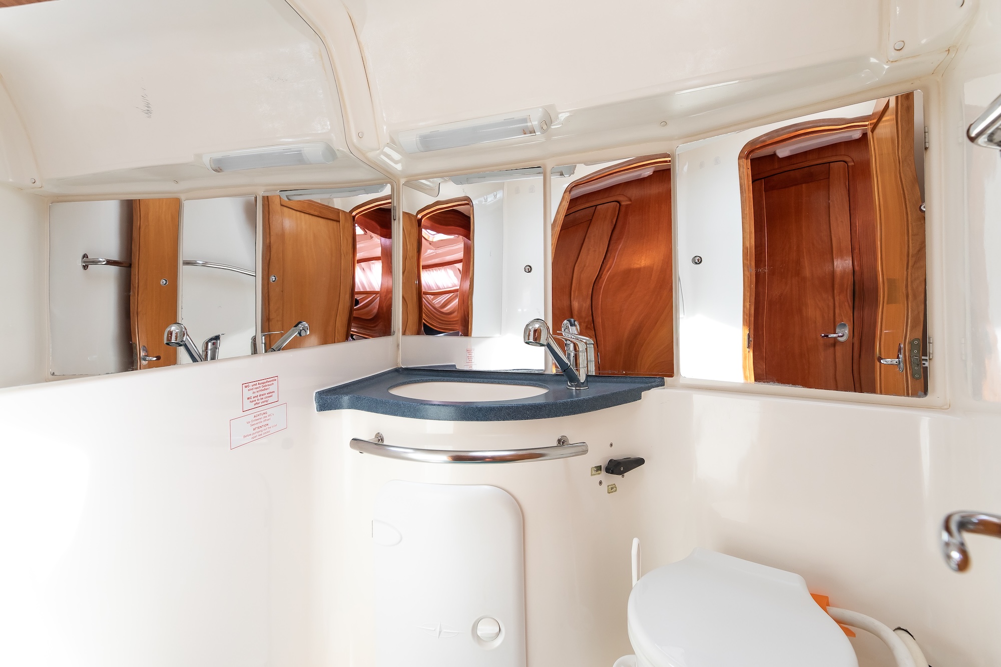 Bavaria 46 Cruiser — photo 23
