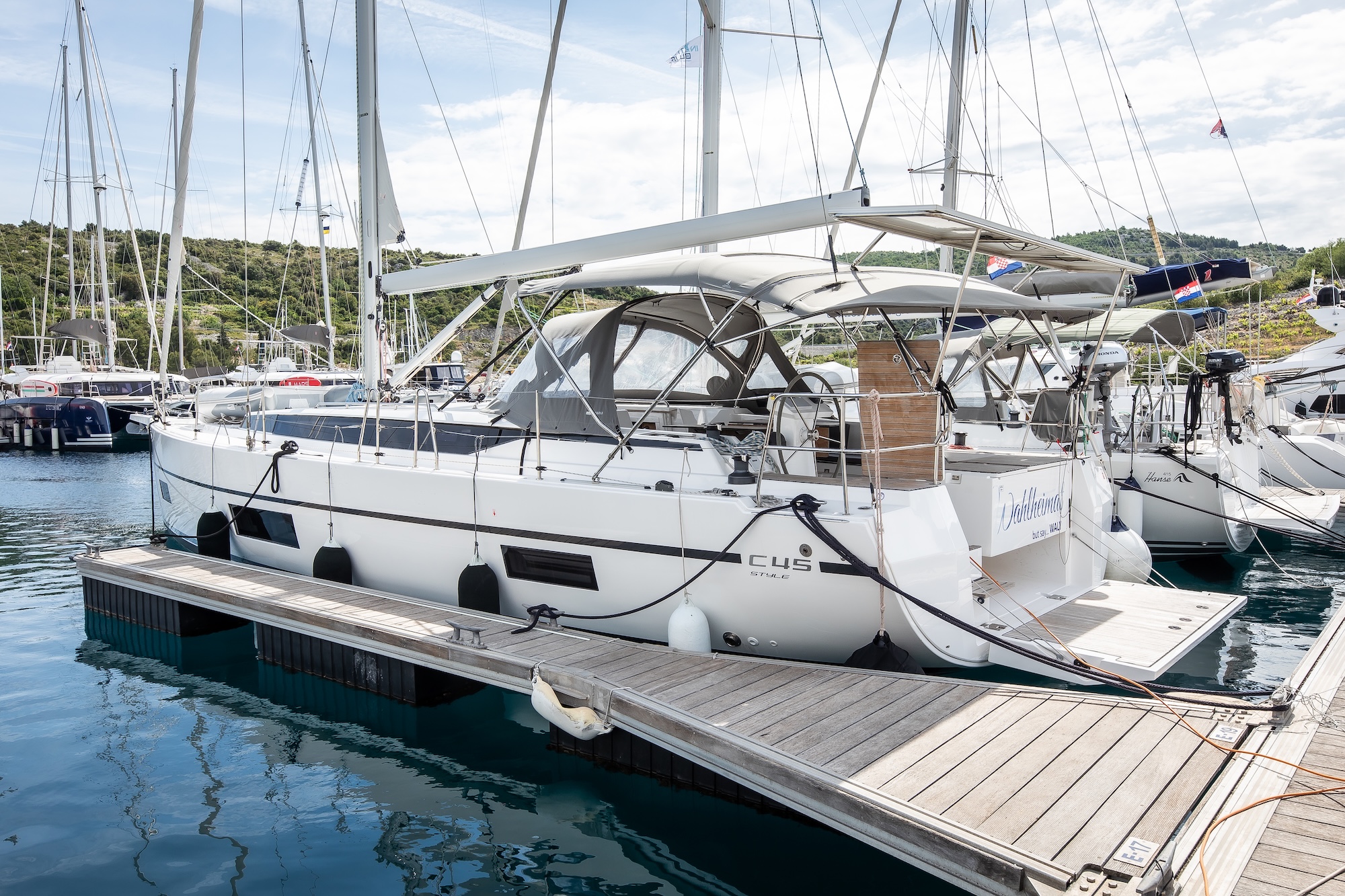 Bavaria C45 Style - 3 cab. — photo 4