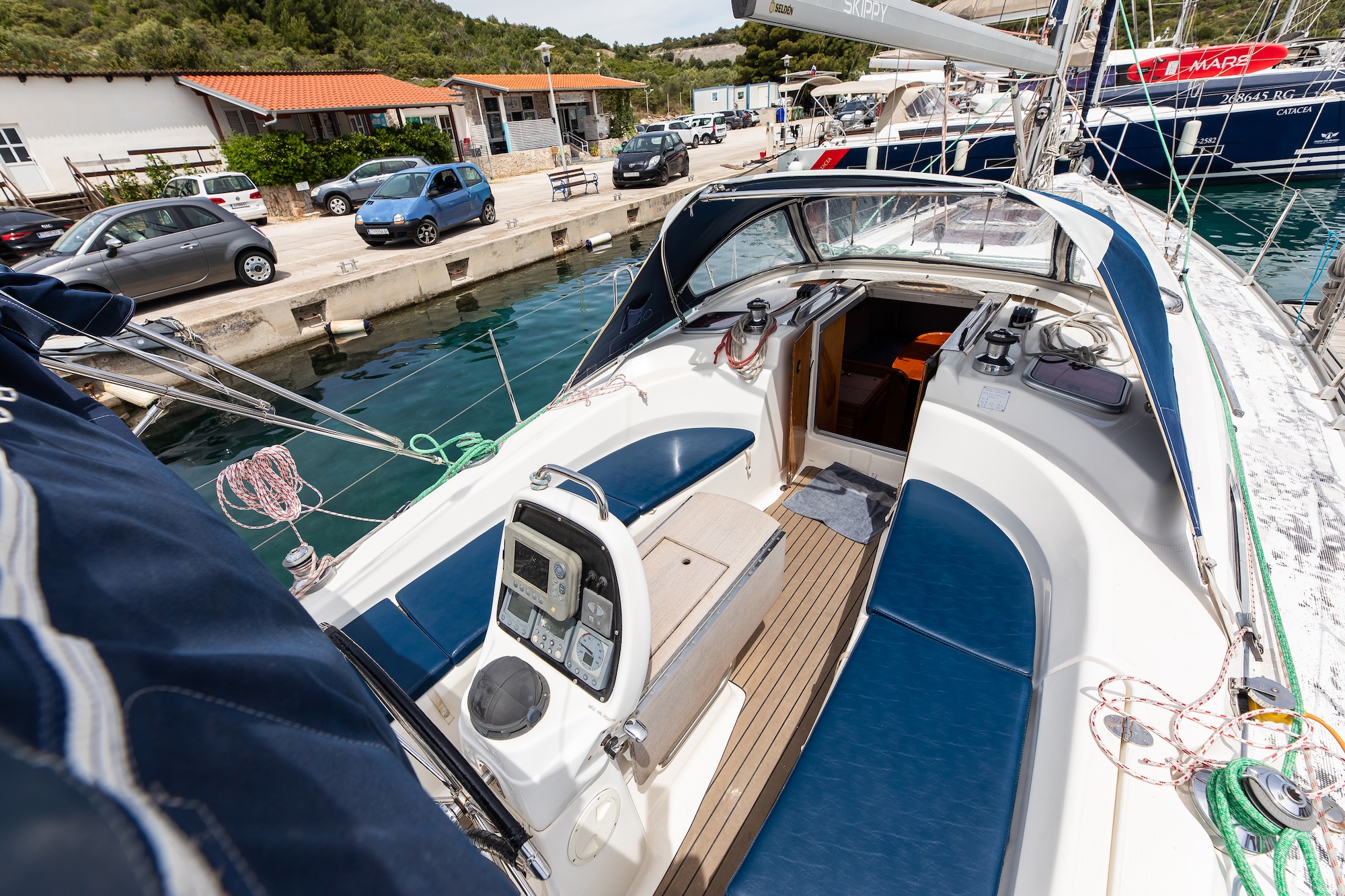 Bavaria 34 Cruiser - 2 cab. — photo 5