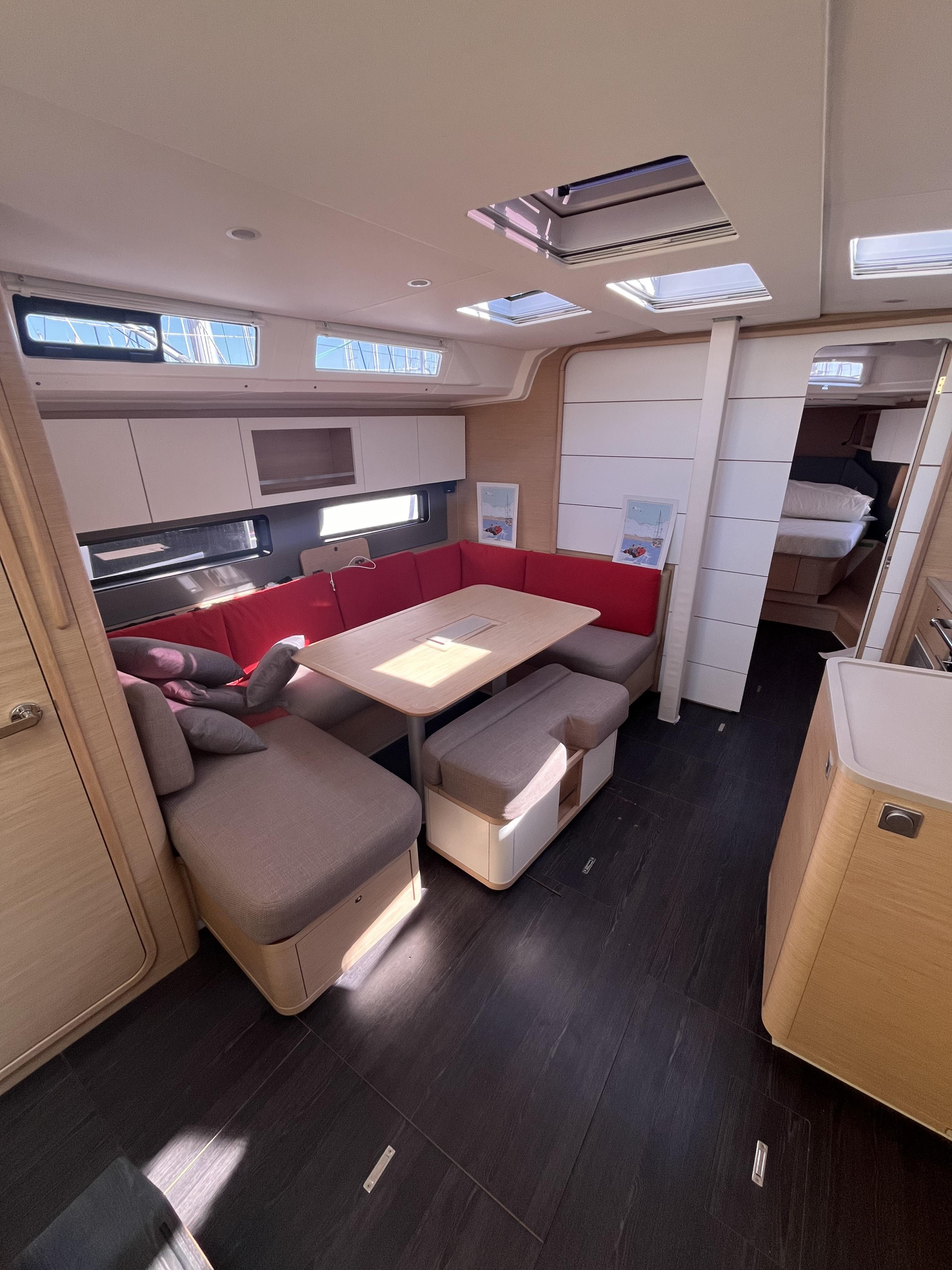 Dufour 41 - 3 cab. — photo 6