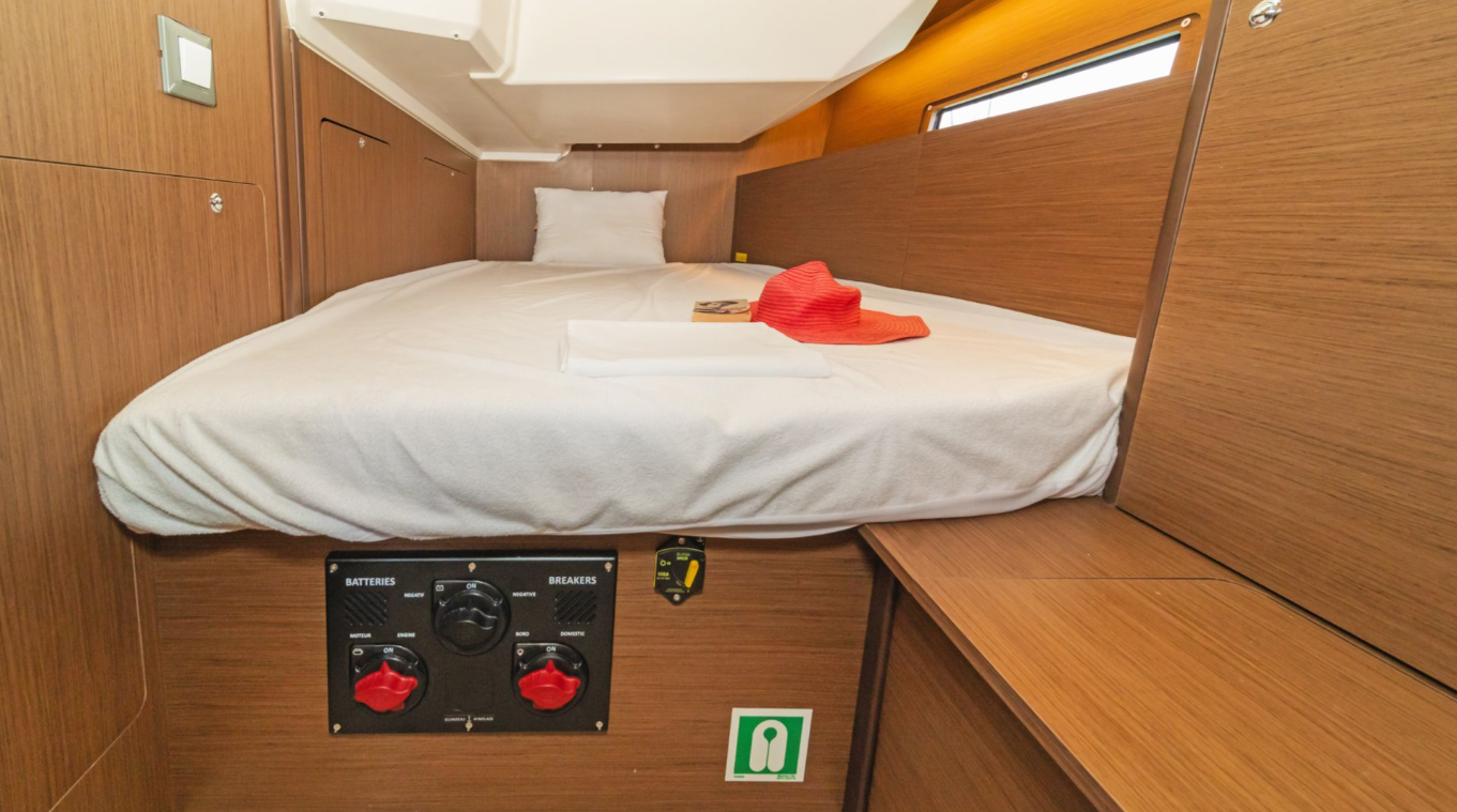 Oceanis 40.1 — photo 8
