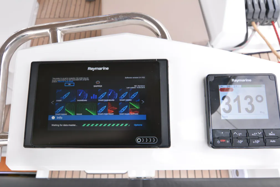 Oceanis 46.1 — photo 8