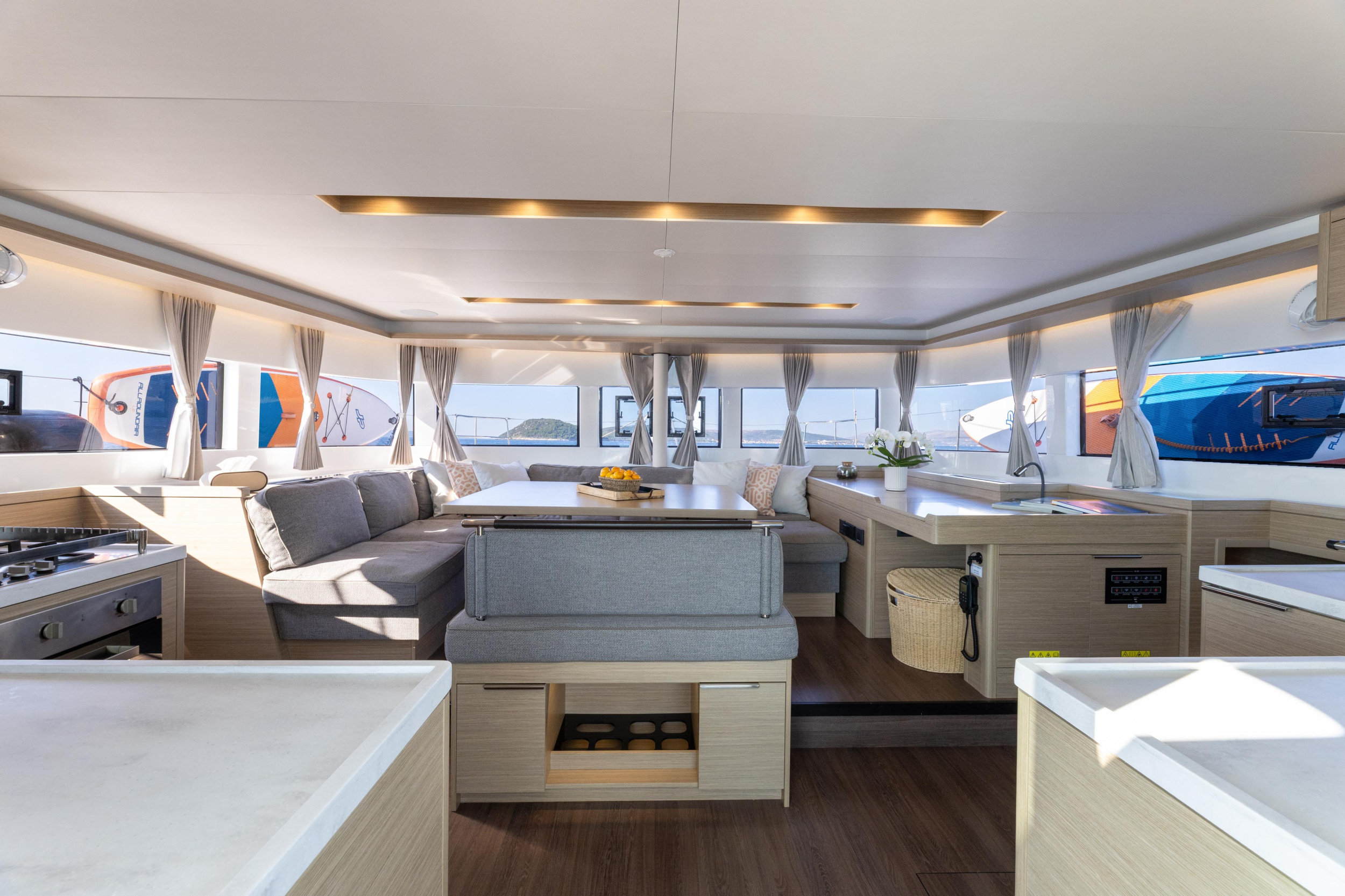 Lagoon 51 - 6 + 1 cab. — photo 12