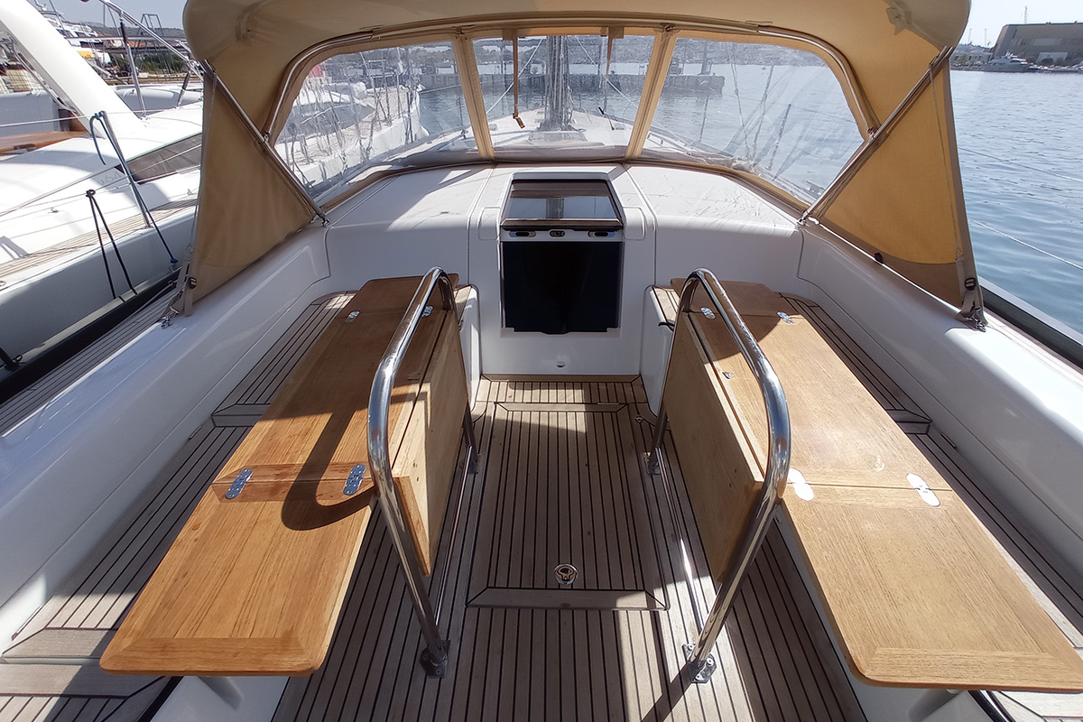 First 53 - 3 + 1 cab. — photo 7