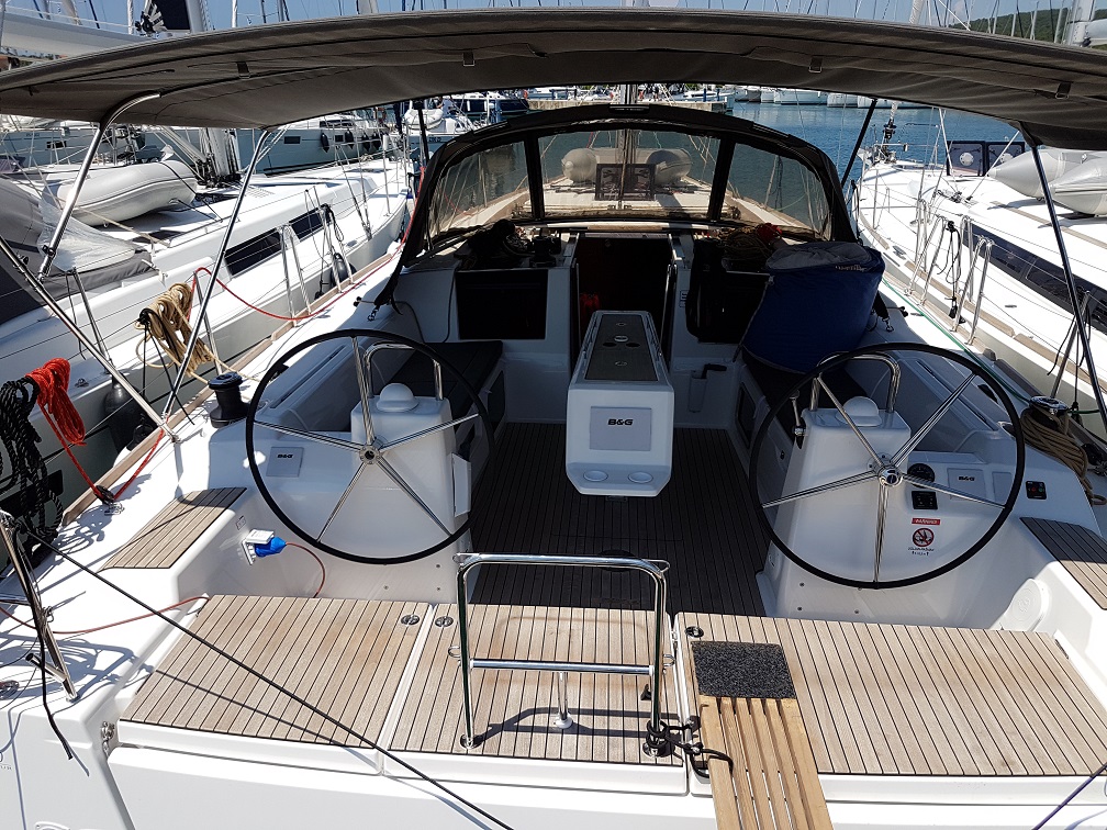Dufour 460 GL — photo 12