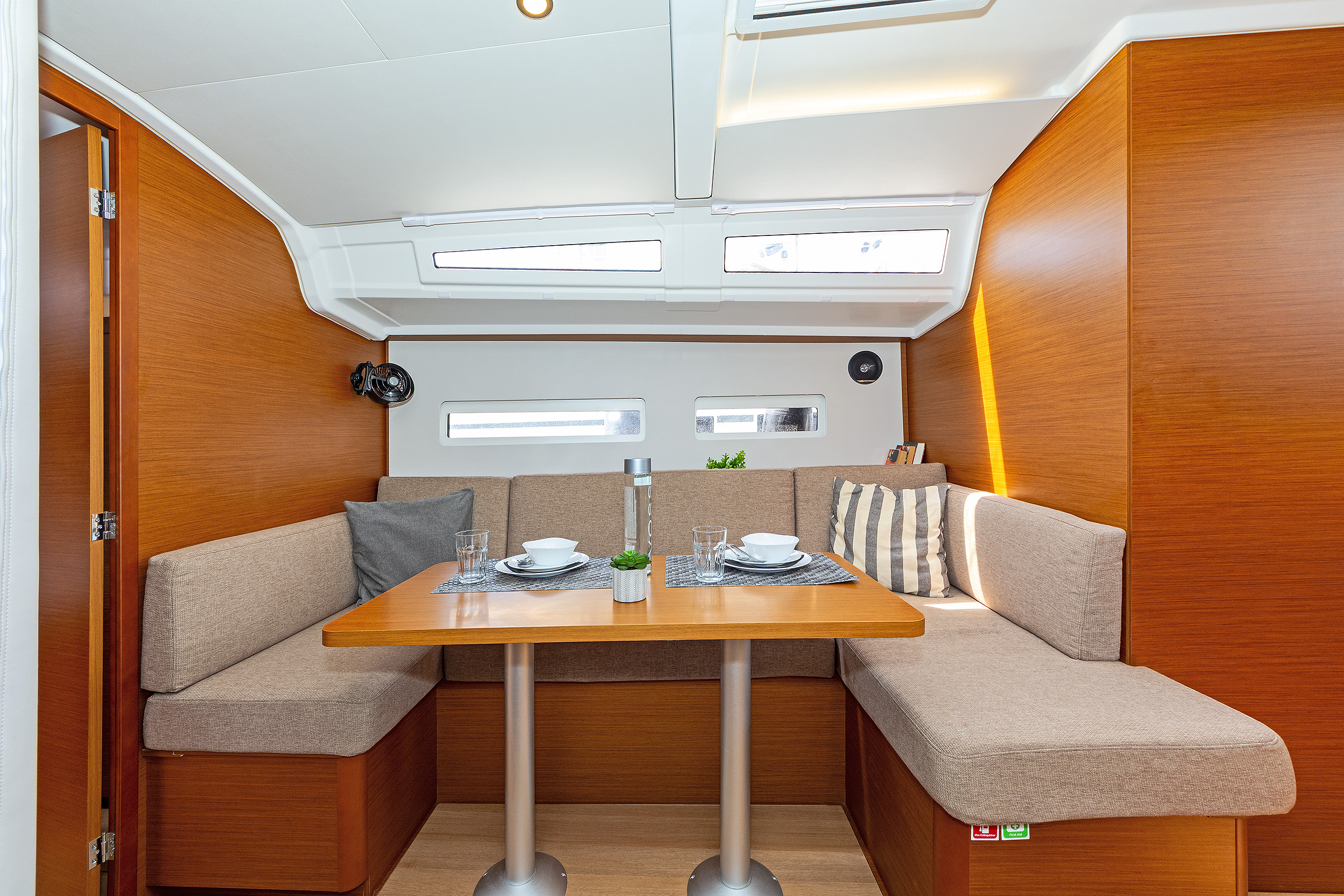 Sun Odyssey 410 - 3 cab. — photo 7