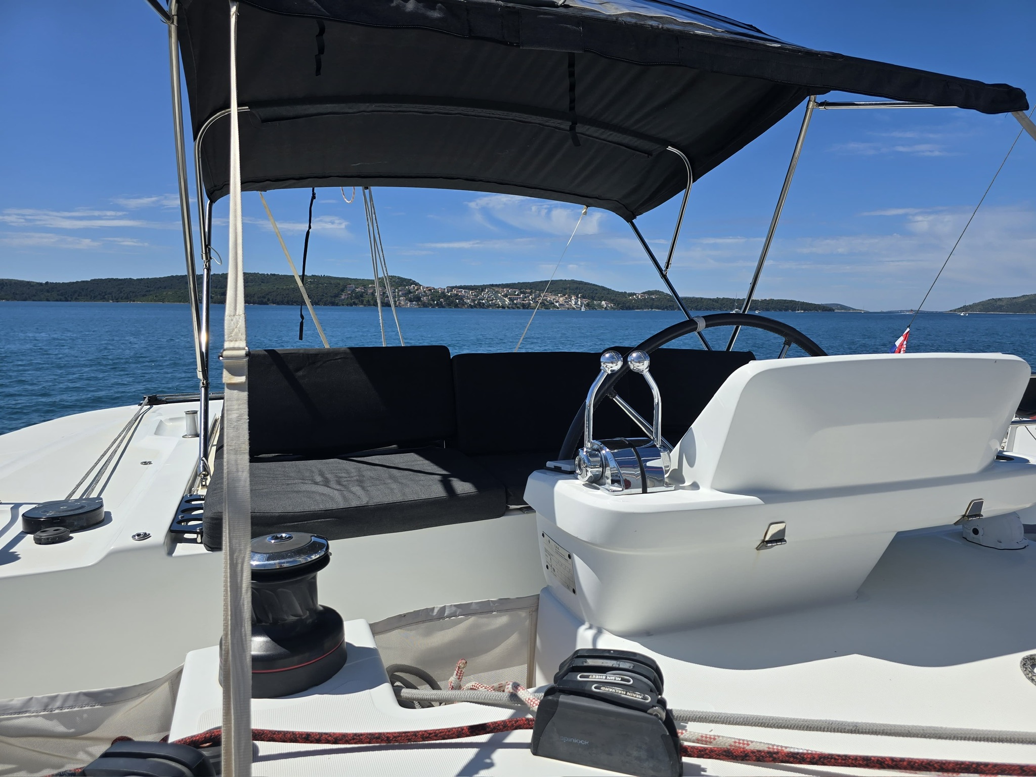 Lagoon 50 — photo 6