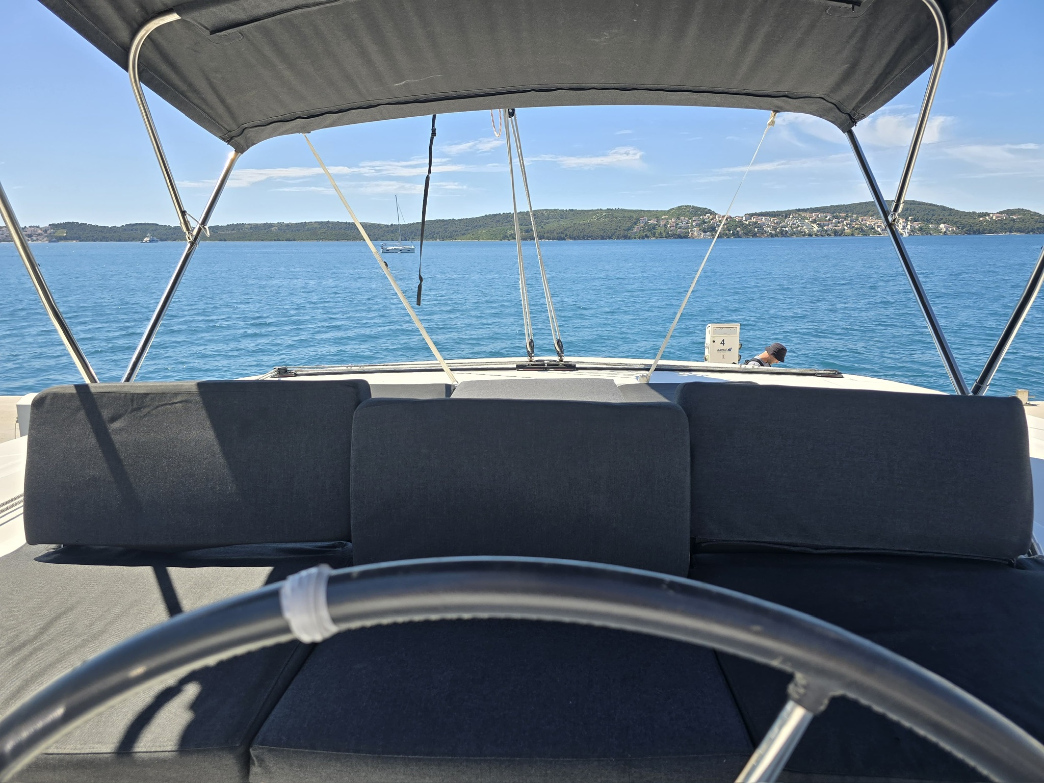 Lagoon 50 — photo 8