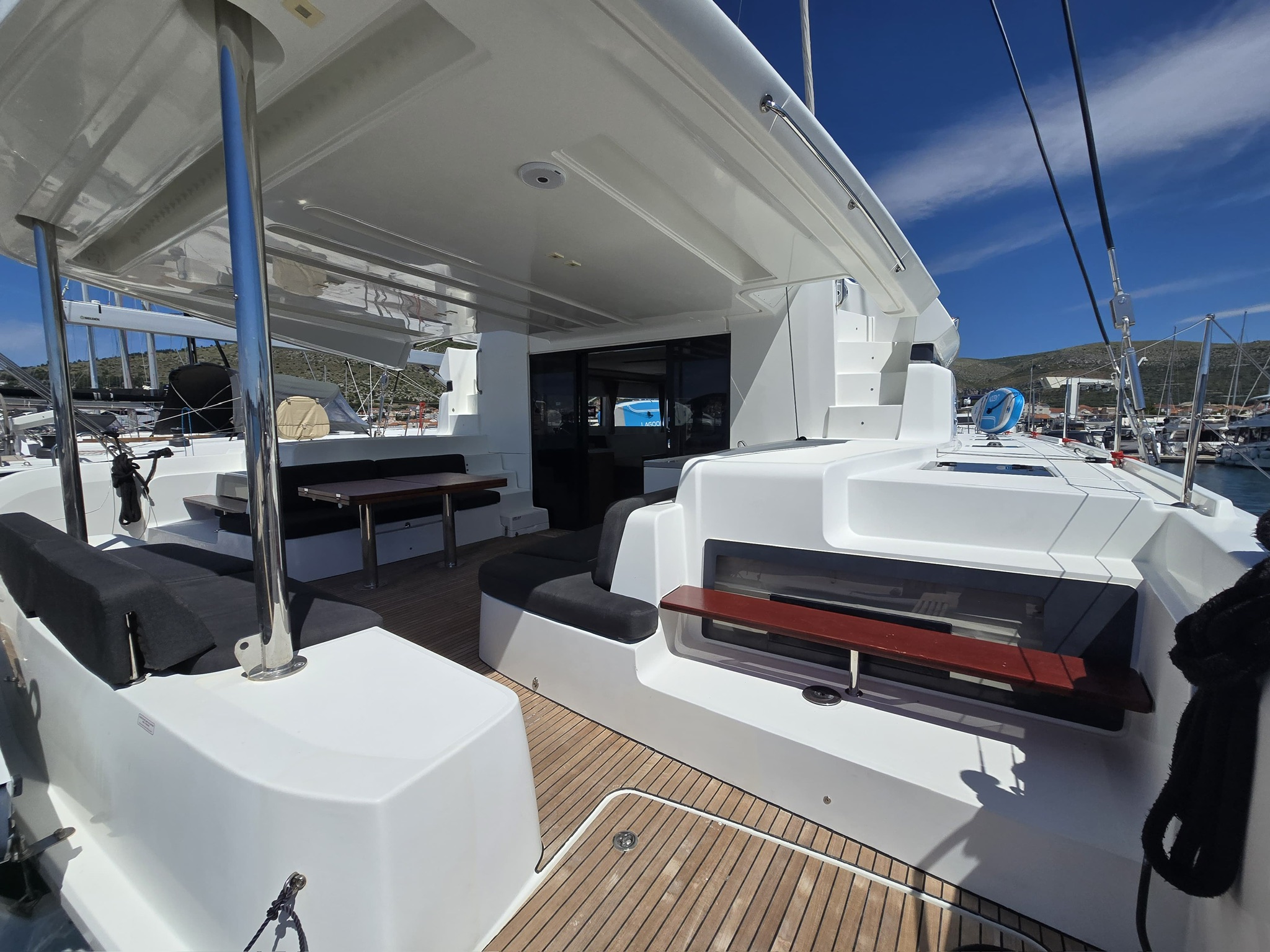 Lagoon 50 — photo 13