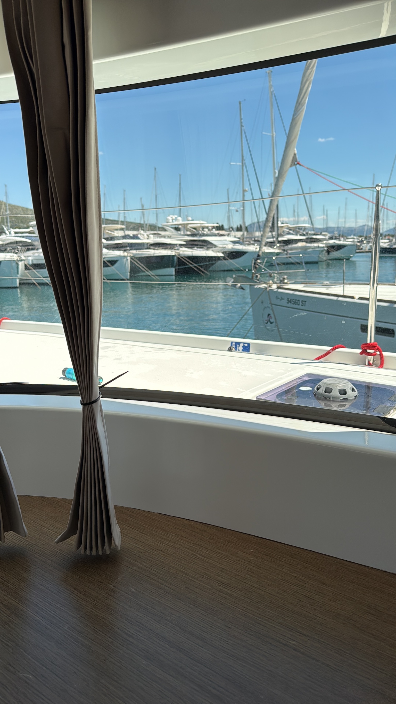 Lagoon 50 — photo 22