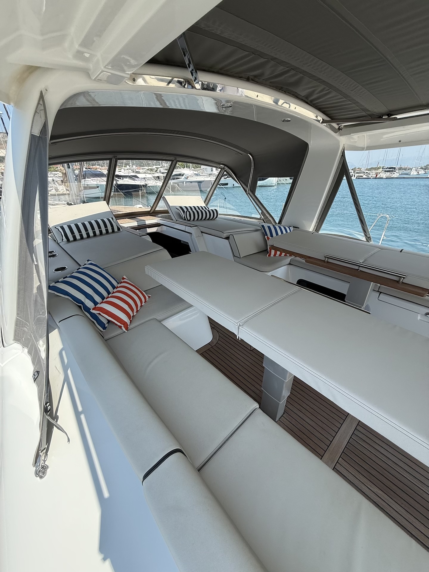 Oceanis 60 - 3 + 1 cab. — photo 5