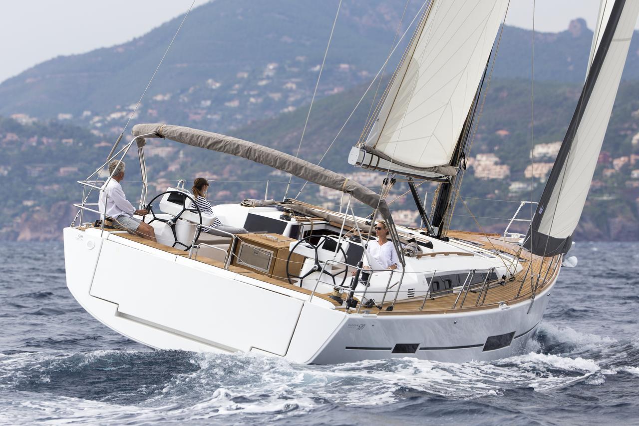 Dufour 520 GL — photo 13