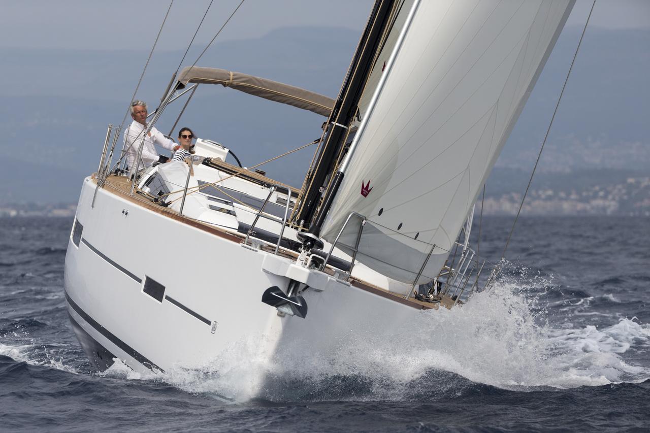 Dufour 520 GL — photo 15