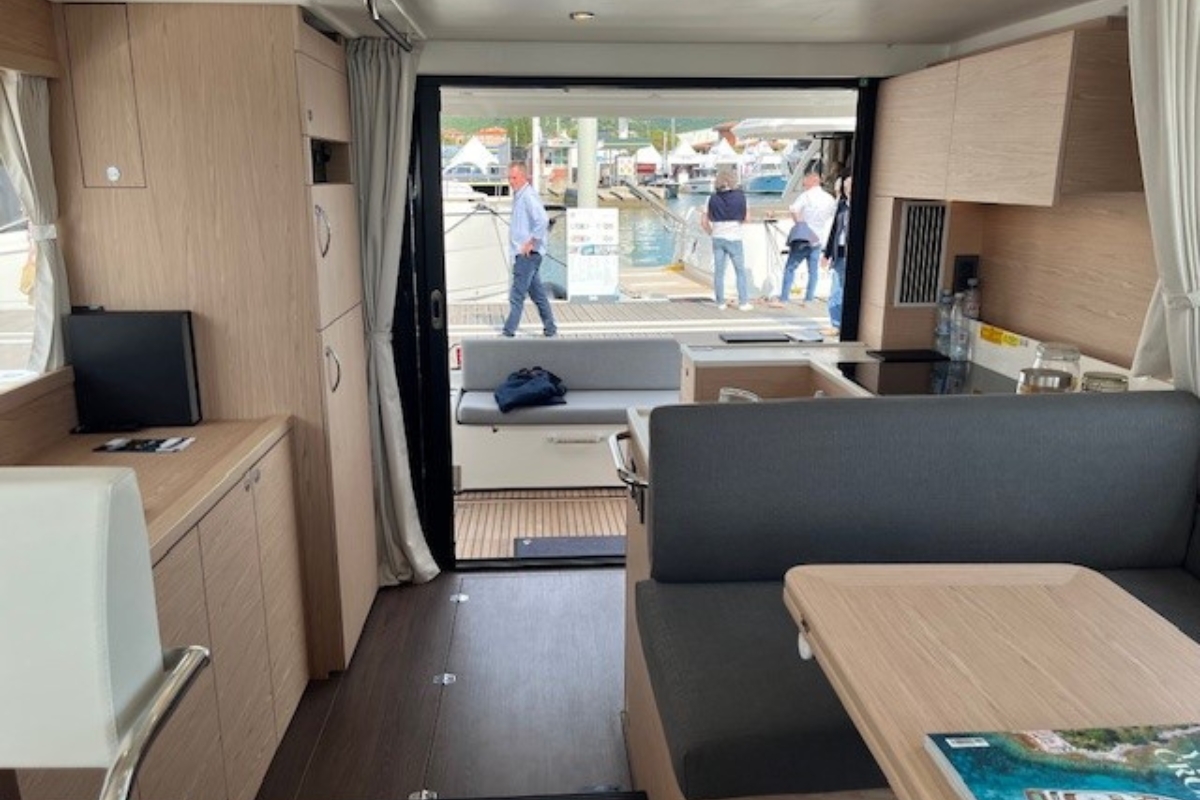 Swift Trawler 41 — photo 7