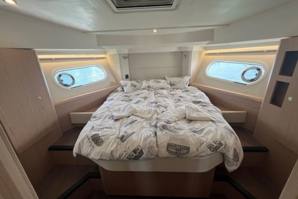 Swift Trawler 41 — photo 12