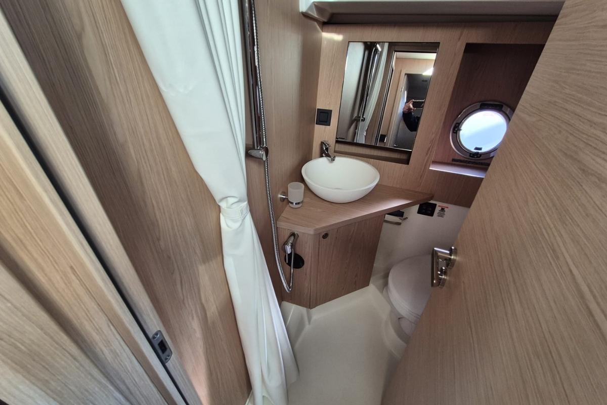 Swift Trawler 41 — photo 14