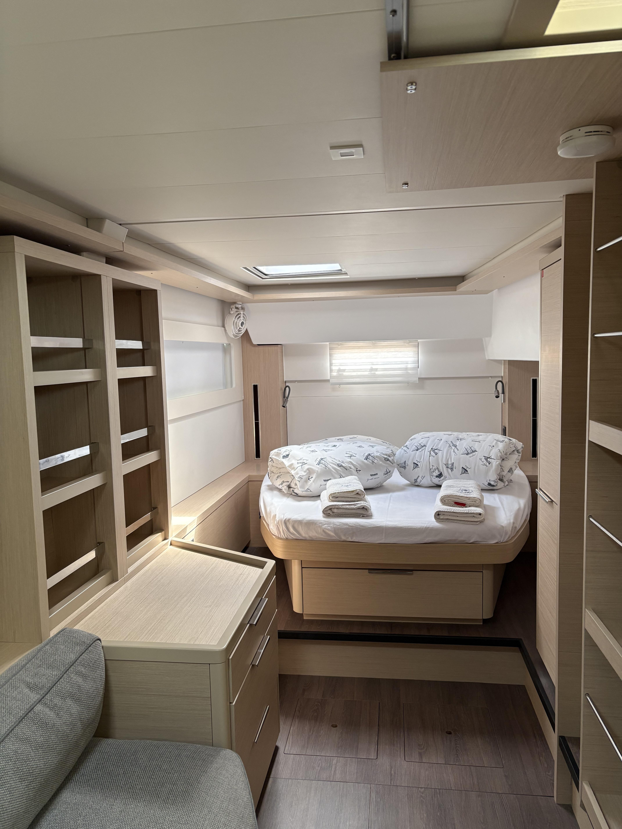 Lagoon 46 OW - 3 + 2 cab. — photo 11