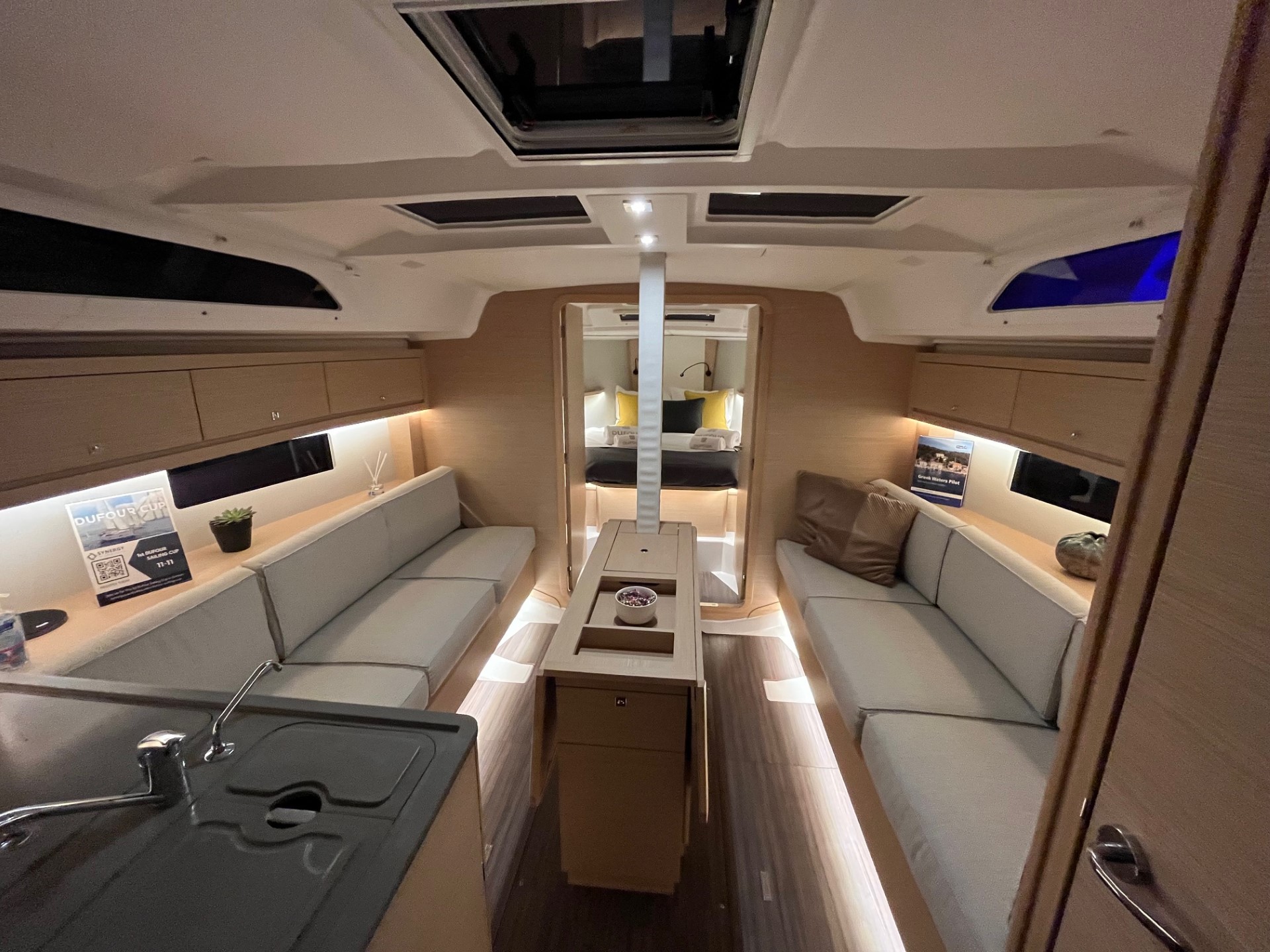 Dufour 37 - 3 cab. — photo 4