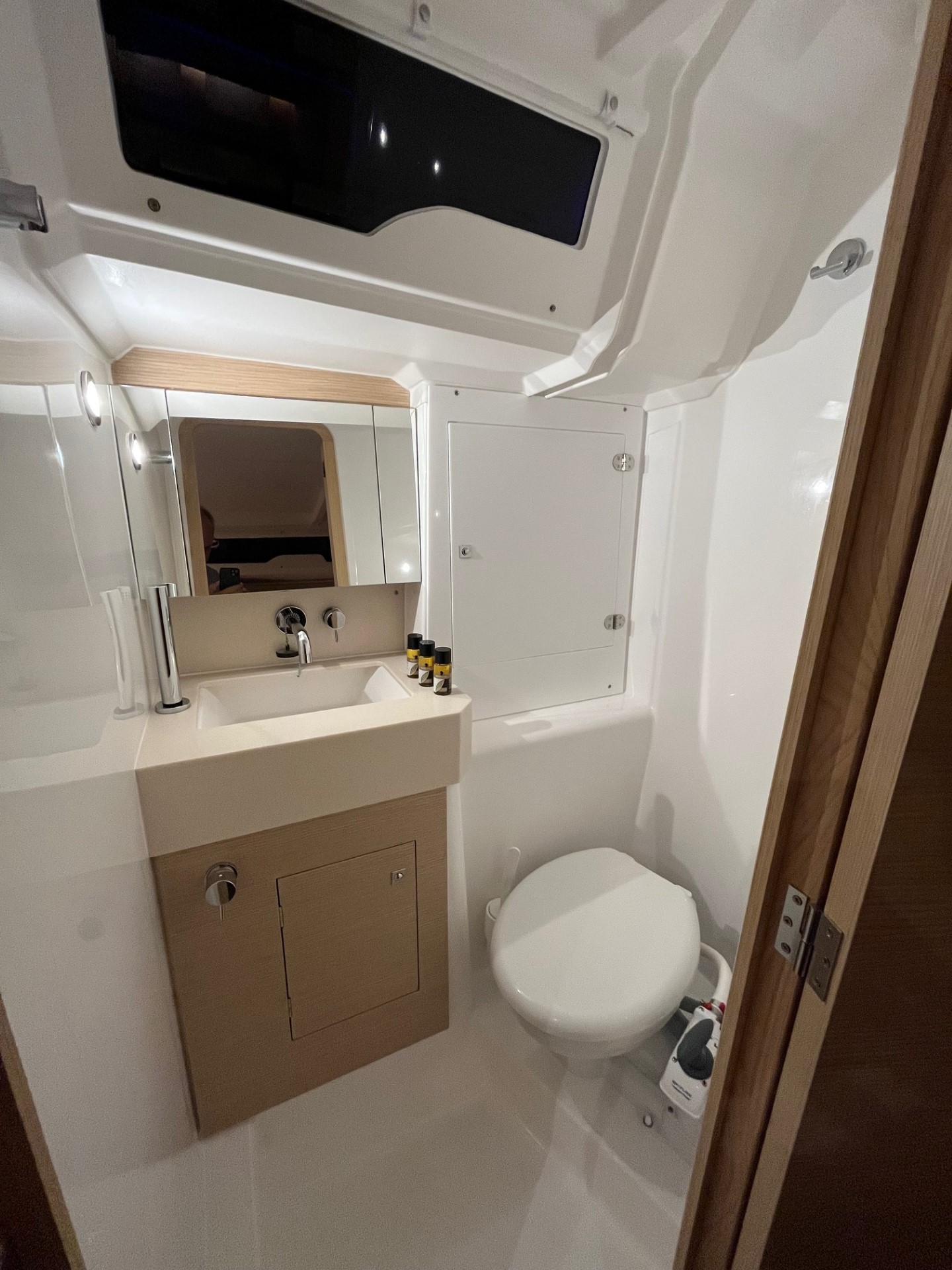 Dufour 37 - 3 cab. — photo 10