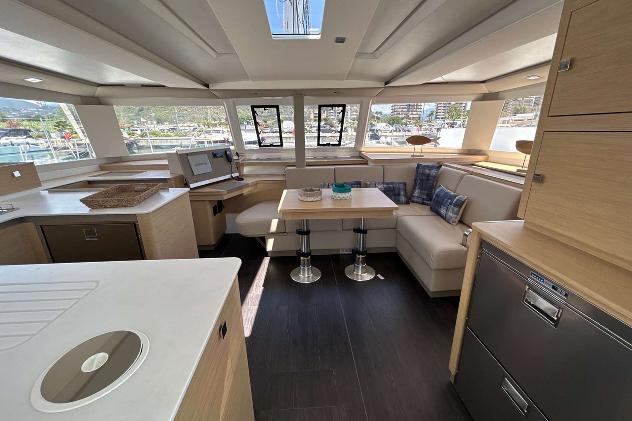 Fountaine Pajot Astrea 42 - 4 + 1 cab. — photo 6