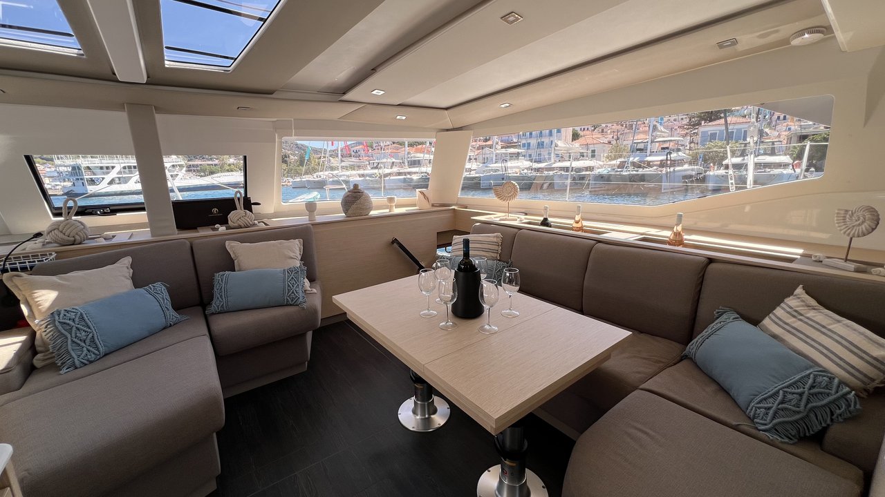 Fountaine Pajot Aura 51 — photo 12