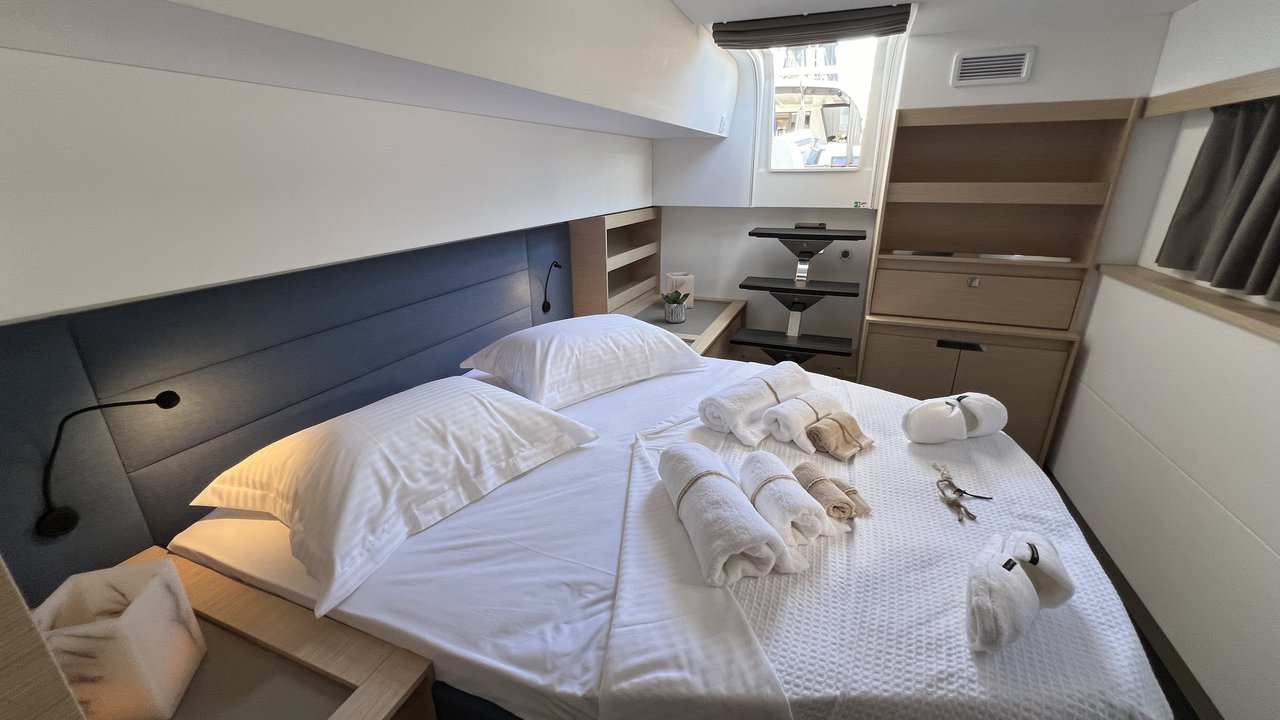 Fountaine Pajot Aura 51 — photo 16